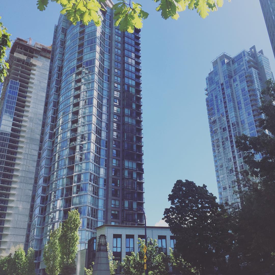 YALETOWN SHOWINGS āļø#vancouver #vancity #downtownvancouver #vancityvibe #beachcrescent #vancouvercanada #cityofvancouver #yaletown #highrise #skyline #vancouverrealtor #realestate #home #vancouverisawesome #yvr #vanRE #REALTORĀ®
