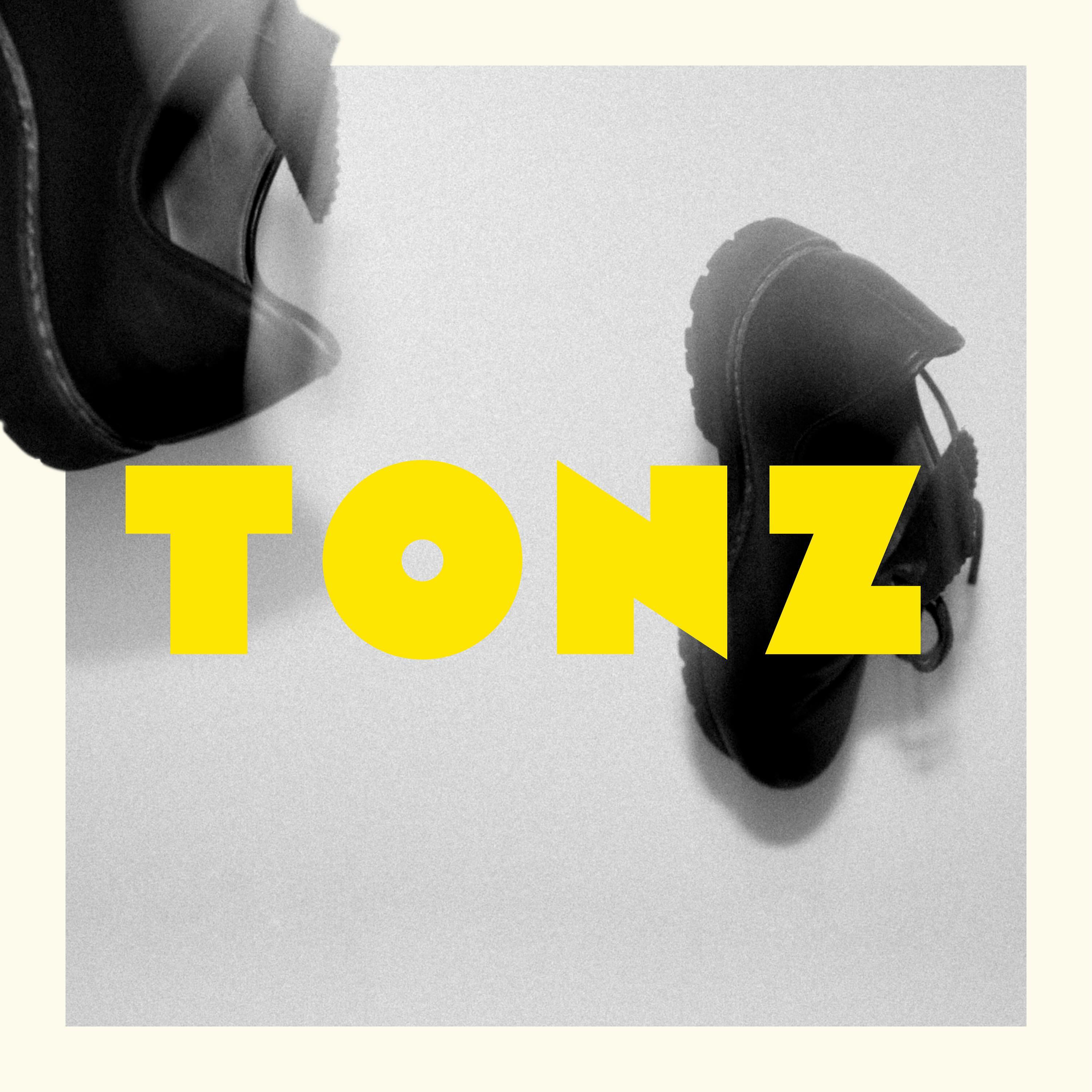 Die südtiroler „Tarantella” von Max hots insich…drum TONZ…am 1.7. Die Blaue Couch auf Bayern1 einschalten und am 8.9. den Fernsehgarten schauen :-) Dazwischen jede Menge Livetermine auf maxvonmilland.com und schon mal das Konzert im Ampere in München am 20.3.25 vormerken. @maxvonmilland @die_blaue_couch @superlifepromo @ninastehr @konstantinidou_kommunikation