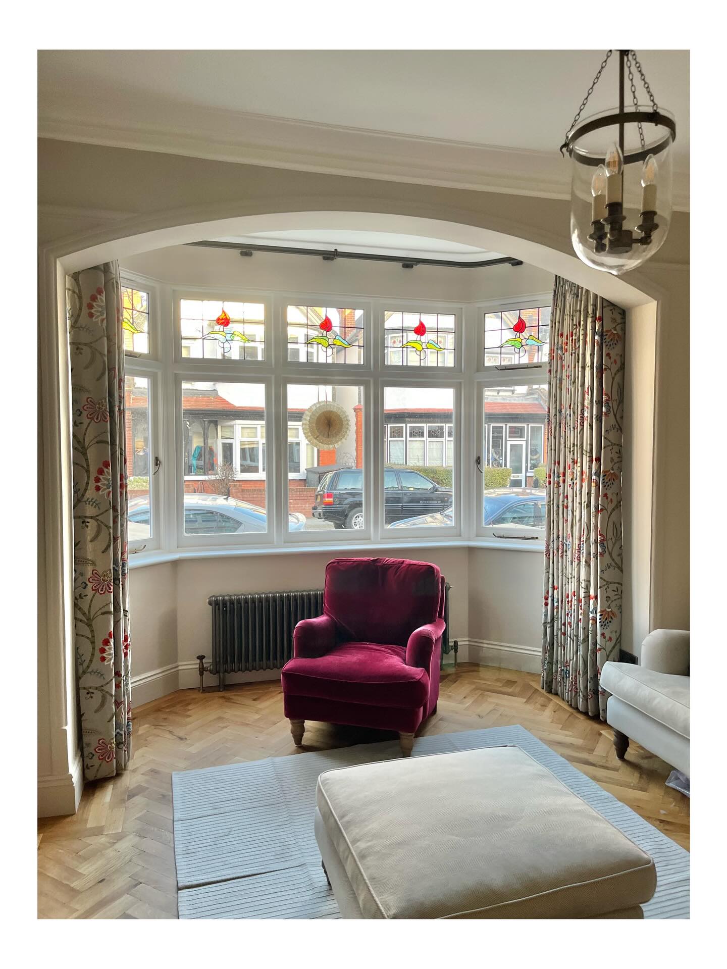 The embroidered fabric from @colefaxandfowler we used for these huge curtains is just the most stunning! It’s hard to see in the photos, there’s a video which shows it a bit more but it is totally gorgeous I promise.
We hung these beauties from an epic antique brass finish, bespoke pole from @bradleycollection which is a work of art.
All beautifully fitted by @steve.thomson.pt
#curtainmaker #softfurnishings #southlondon #bespokecurtains #windowtreatment