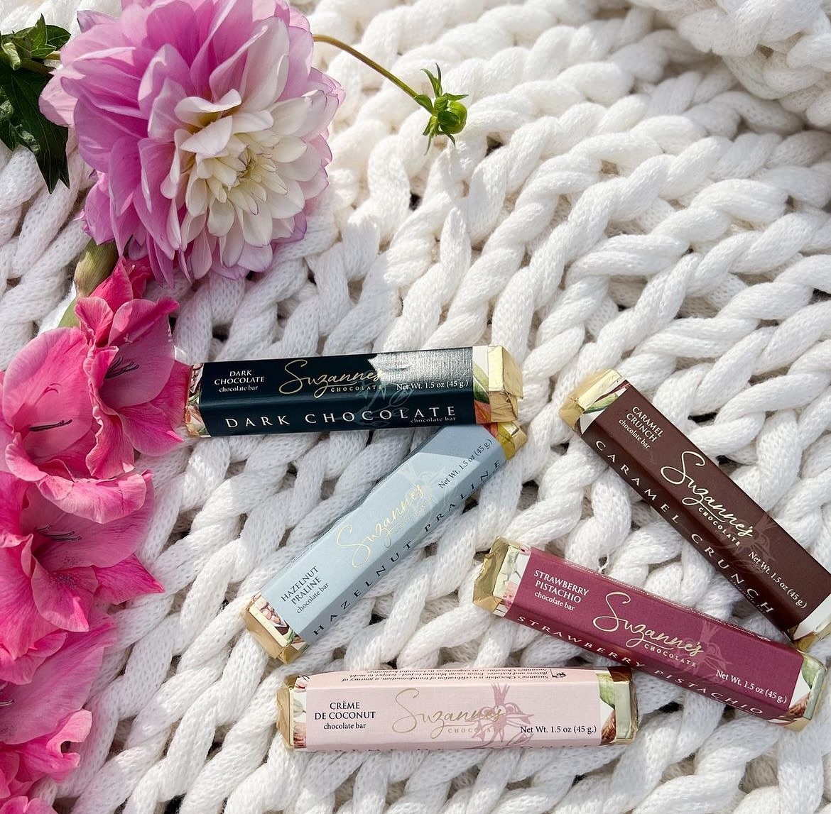 Cheers to the weekend and many sunny days ahead. 🥂
Find us tomorrow @vancouverfarmersmarket from 9-3pm & @beavertonmarket from 8:30-1:30pm to stock up on your picnic essentials.
You can also find us this Sunday at @vancouverfarmersmarket from 10-3pm. 🌸