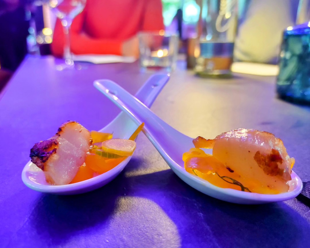 Wir waren zum 1. Geburtstag und zum Terrassen-Opening im Portun am Schwabinger Tor. Mehr dazu im Blog! #portun #restaurant #terrassenopening #terrasse #alpeadria #flyingbuffet @portun_gastronomie