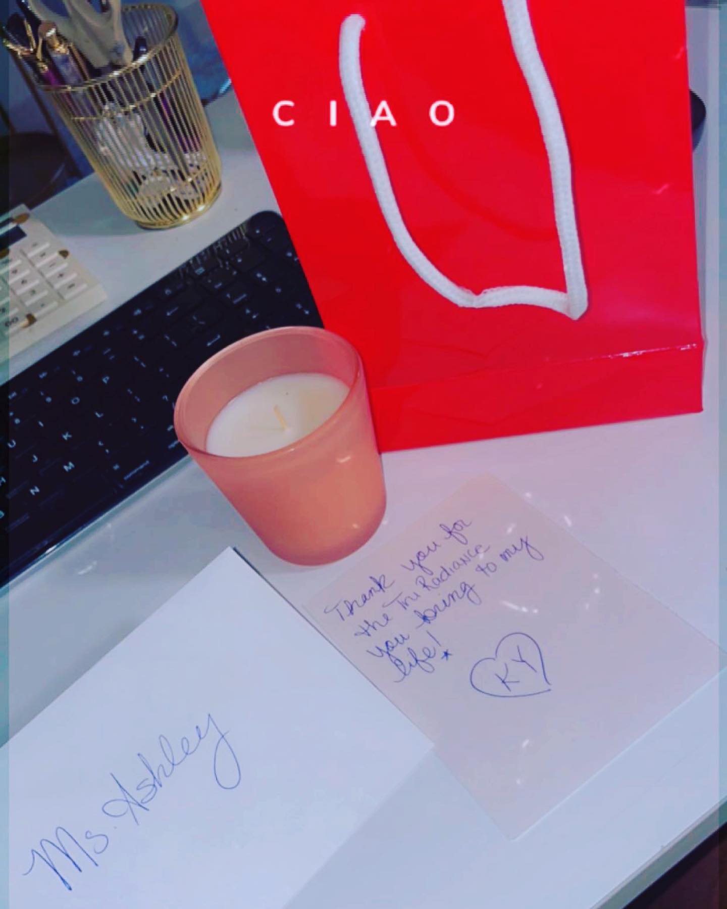 I have the best and sweetest clients. She always come wanting to gift me gifts lol And yes she really calls me Ms. Ashley. She came to me after a bad wax experience at another wax place and we been stuck for years every since. This why I love what I do ! 🥰