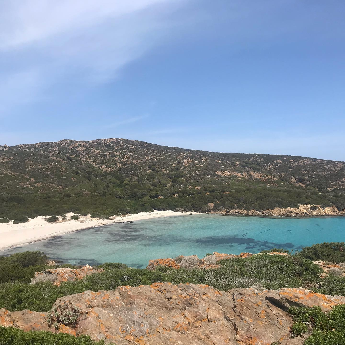 la solitudine struggente di Cala d’Arena