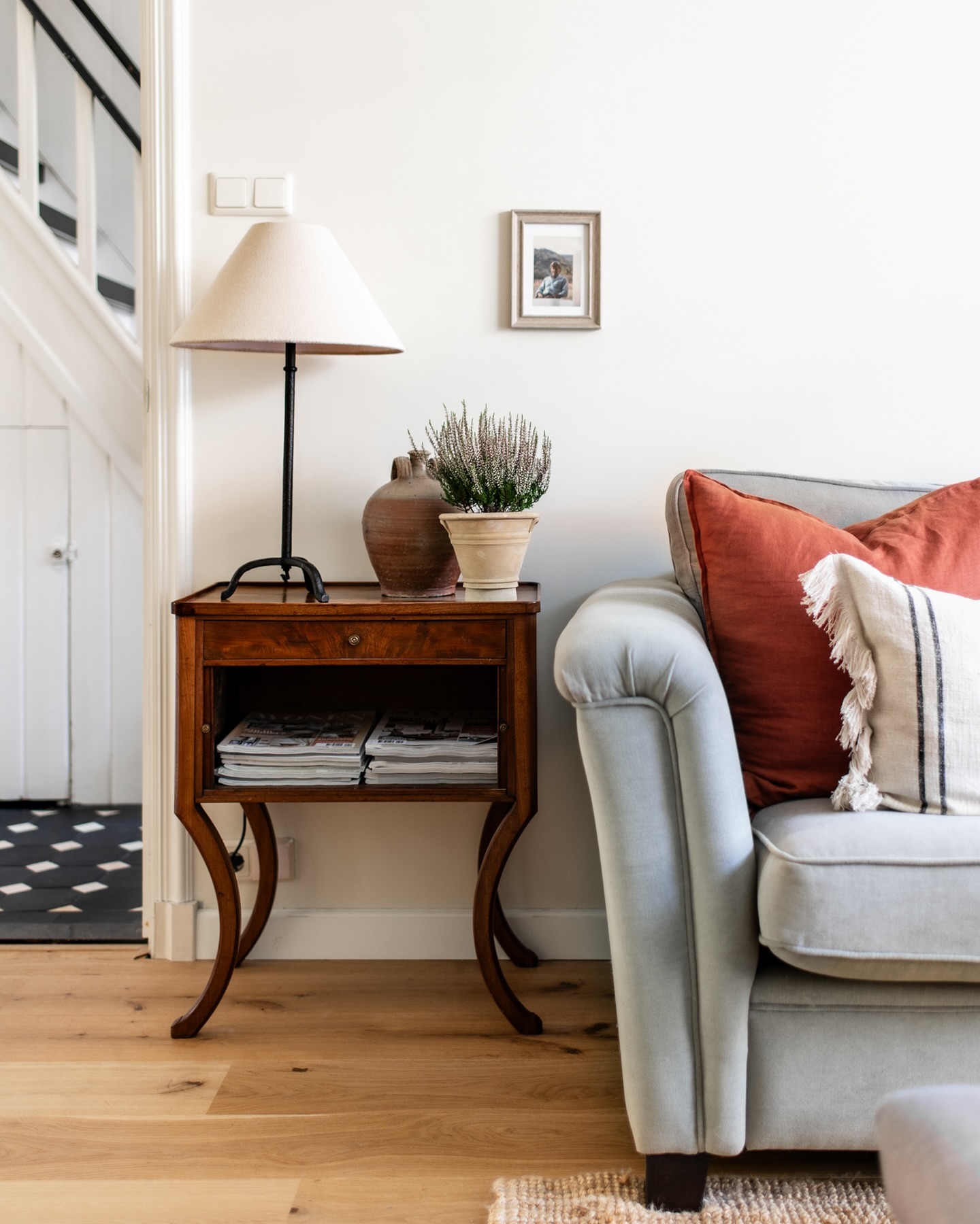 Wanneer heide eigenlijk wel gezellig staat 🤷🏼♀️🍂
Foto @studiokeeelly
#livingroomdecor #interiorstyling #cornerofmyhome #naturalmaterials #earthytones #landelijkinterieur