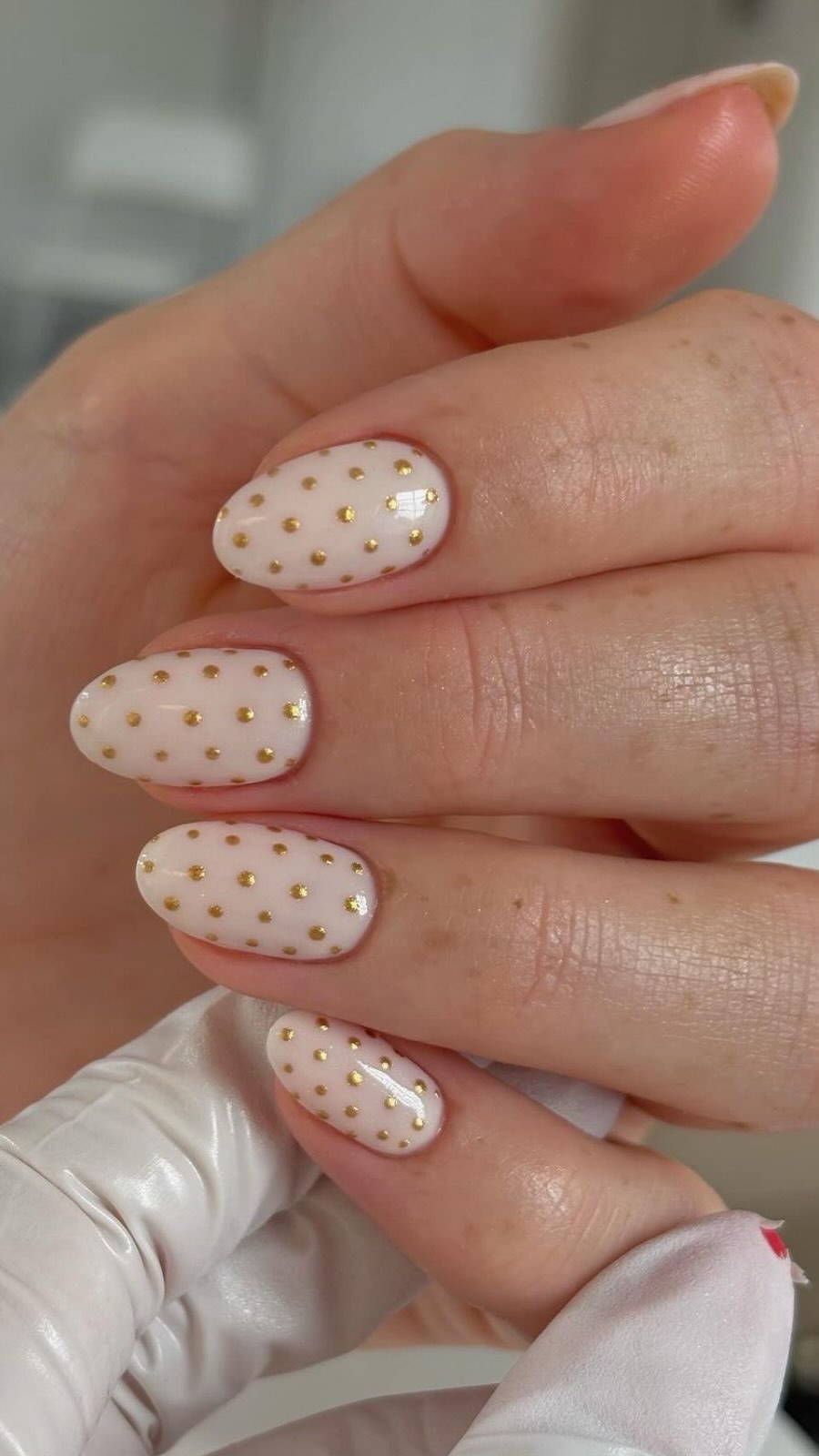 ✨ Manucure / Espace onglerie cette opportunité est pour vous ✨
Vous êtes manucure et vous avez envie de développer votre activité, gagner en visibilité et évoluer dans un cadre professionnel ?
Notre salon à Walferdange met à disposition un espace onglerie au sein de son établissement et propose une collaboration flexible, adaptée à votre projet :
• en toute indépendance, avec location de l’espace
• ou en tant que salariée, en rejoignant notre équipe
✨ Nous sommes ouverts à l’échange afin de trouver une opportunité adaptée à votre situation.
📩 Intéressée ? Écrivez-nous rene@ryanhair.lu
📍Ryanhair Walferdange