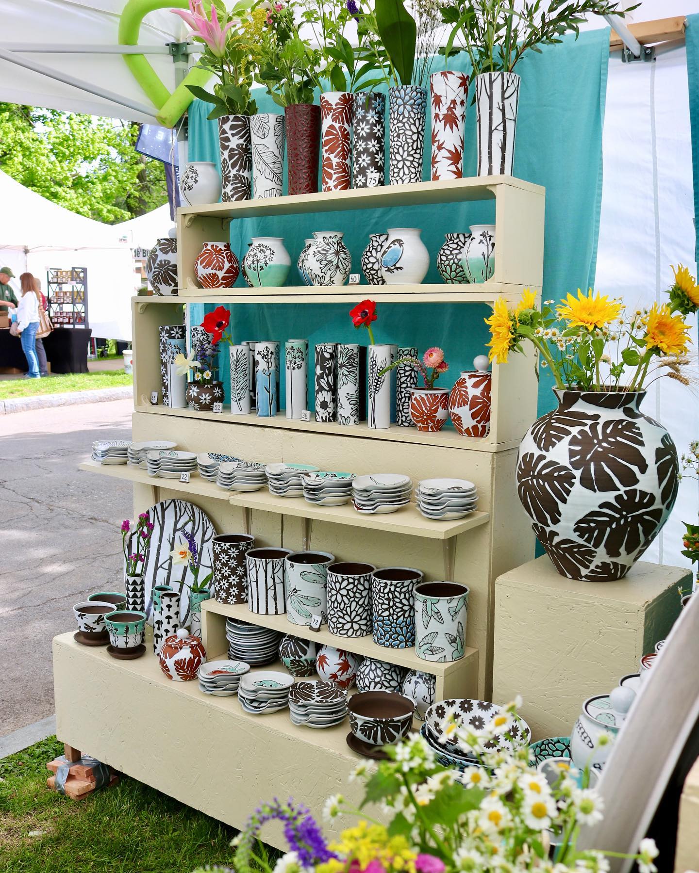 Lilac Festival Rochester💗 booth 112
#pottery #ceramics @rochesterlilacfestival