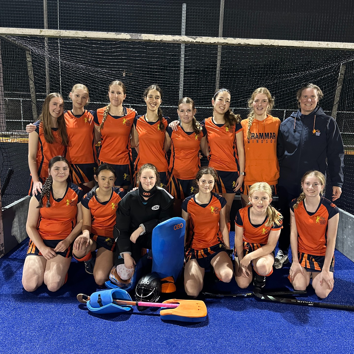 Congrats to our Youth Prem Girls who won their final game on Friday night. After two weeks of penalty shootouts the girls were relieved to take a clean win from a close fought game.
3-2 v @hphc_hockey
Finishing a solid 7th place.
Here's to 2025 🔥👏🎉🏑🍊 #hockey #hockeylife