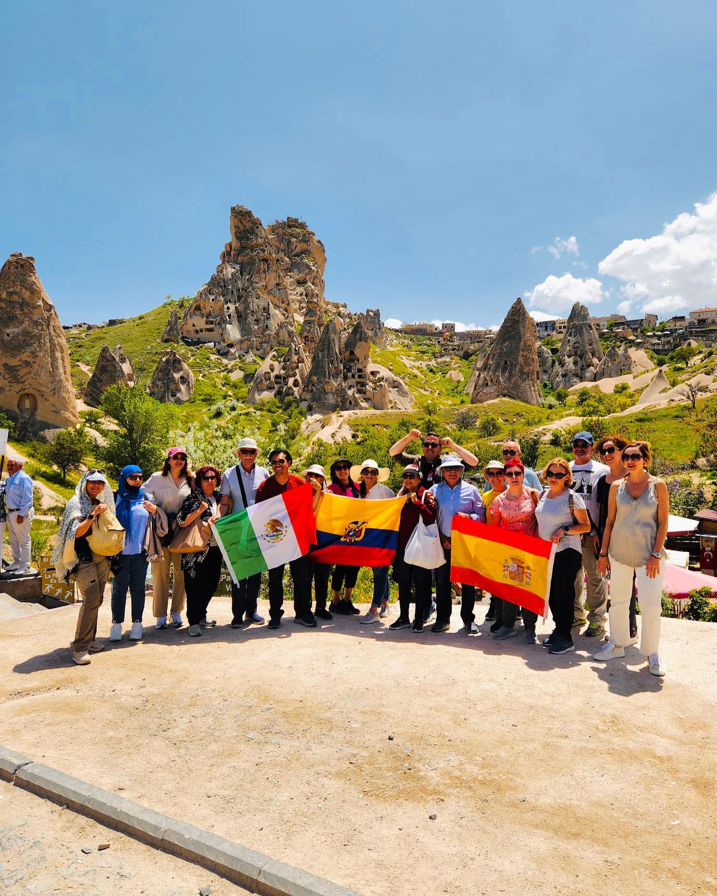 • Descubra el encanto de #Turquía con Intra Latin.
#cappadocia #capadocia #turkiye #goturkiye