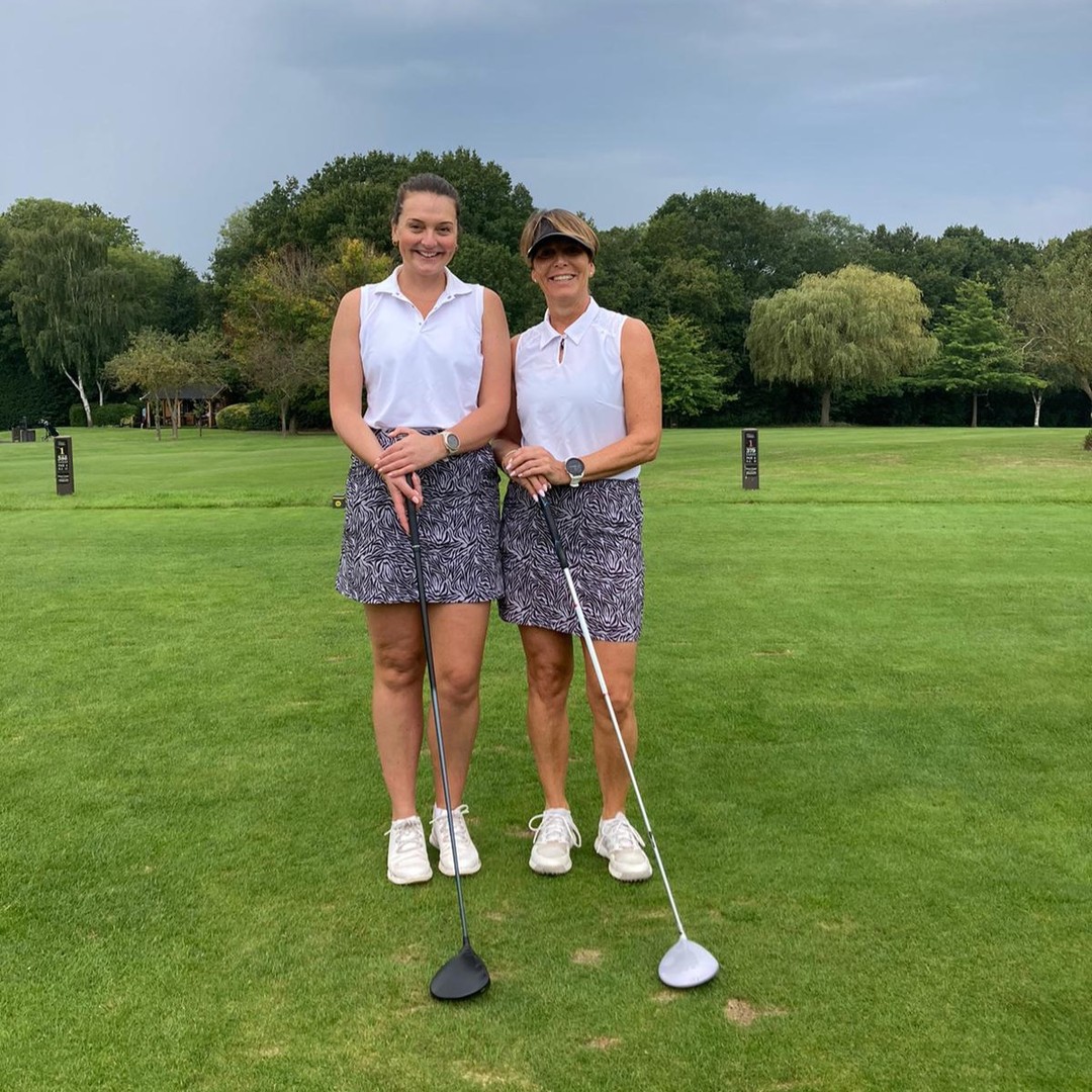 Congratulations to the first winners of Surbiton's finals weekend, Shelia Crichton and Lesley Blythe who won the Wernham Spoons and 5 day knockout on Friday. Pictured are the winners of the Friendly Foursomes, Nicola Brown and Jess Glover - matching kit always wins! Well done Ladies. #surreygolf #surreygolfcourse #surreyladiesgolf #golffinalsweekend