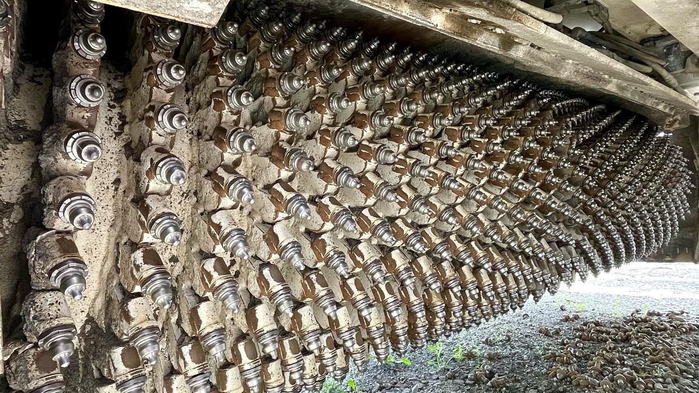 Wirtgen Cold milling machine with 3,8m drum. 1360 picks