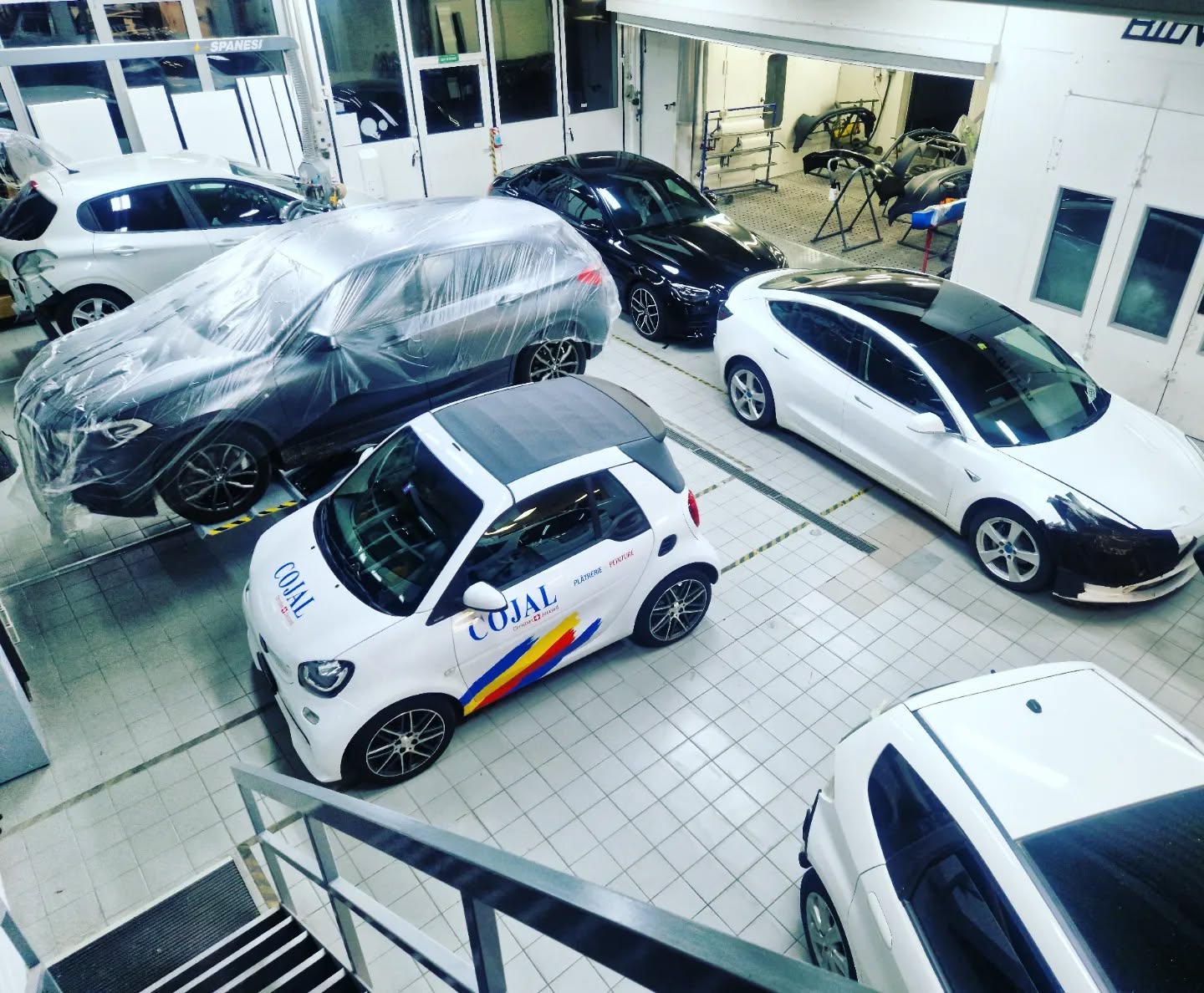 One day in...
Www.carrosseriebra.ch
#cars #carstagram #carsofinstagram #carrosseriesuisse #carsoftheday #carrosseriebra #supercars #sportcars #tesla #electricars #ecars #teslamodel3 #brabus #audisport #audi #motorsport #teslamotors #teslacars #bestcars #voituredeluxe #voiture #voituredesport #autos #bmwlife #bmwlove #bmw #bmwm #apiedcestbienmaiscestlong