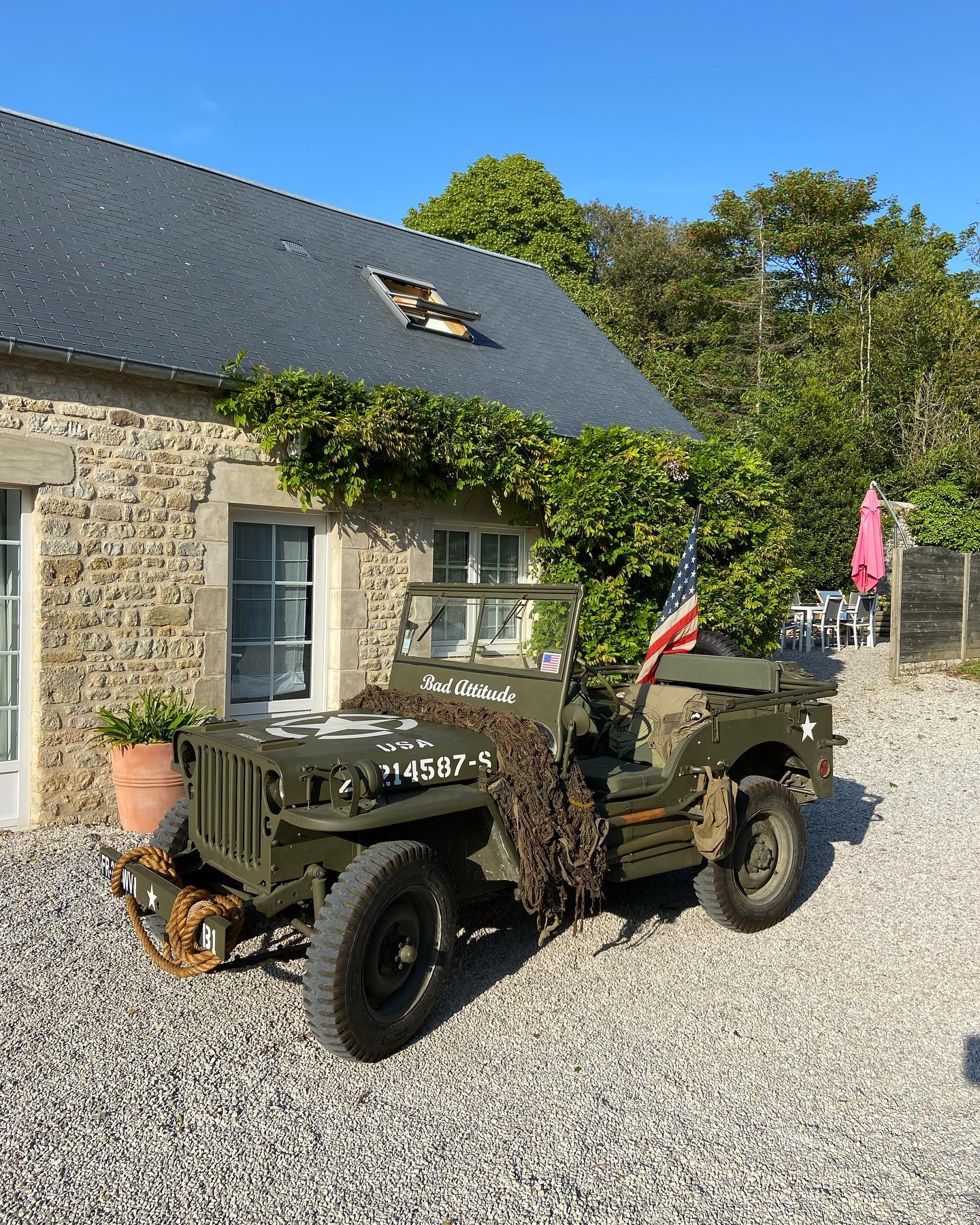 Bad Attitude de retour à Sainte Mère pour le 79eme anniversaire #debarquement#saintemereeglise#cotentin#weekendfestif