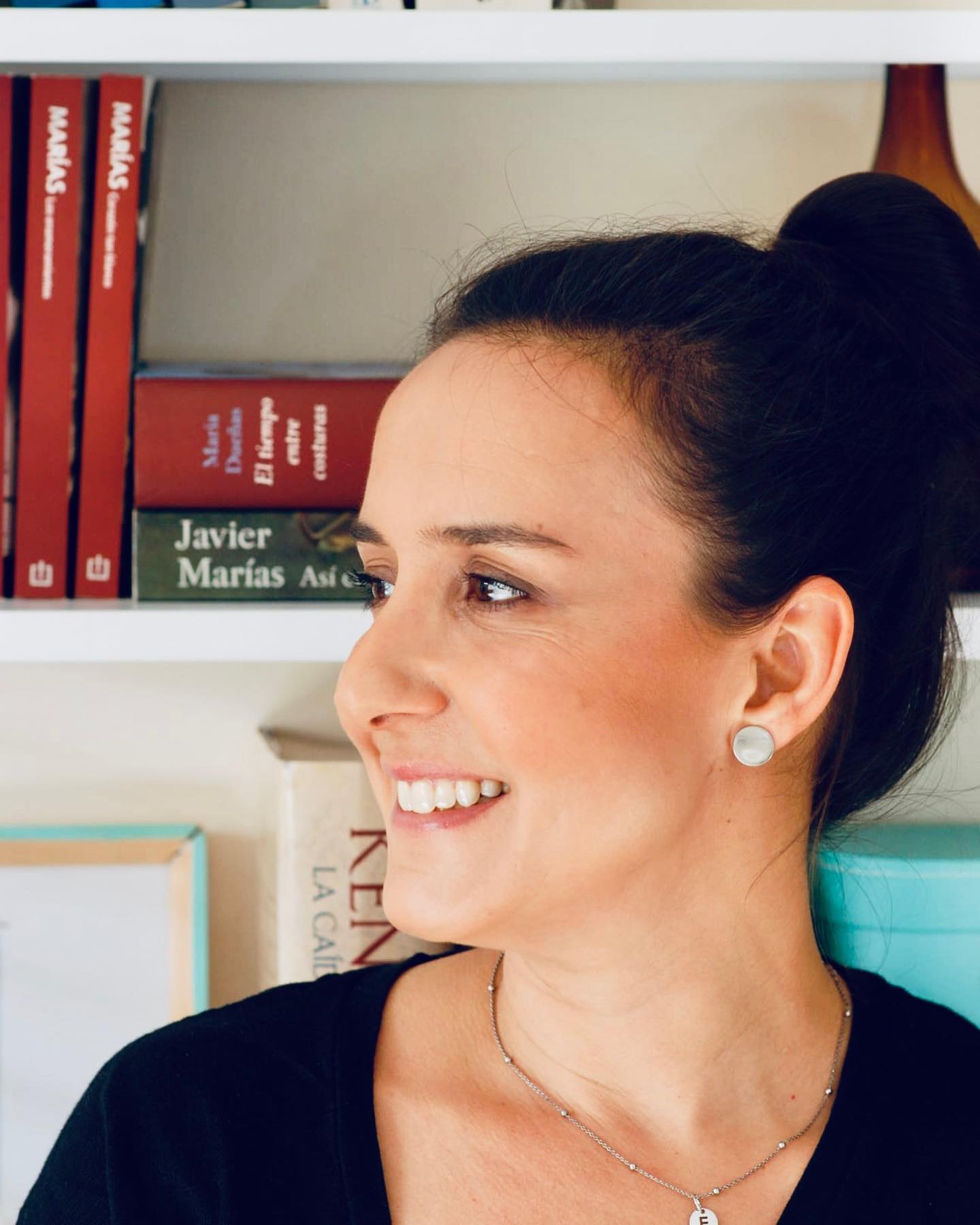 Ayúdame a mejorar mi perfil … de IG!
Sé muy poco de redes sociales pero sí sé de interiorismo, decoración y orden en casa.
Pero lo que quiero saber es lo tú quieres ver! Por eso, por favor, escribe en comentarios qué te apetece ver en #livinglavidadeco
GRACIAS