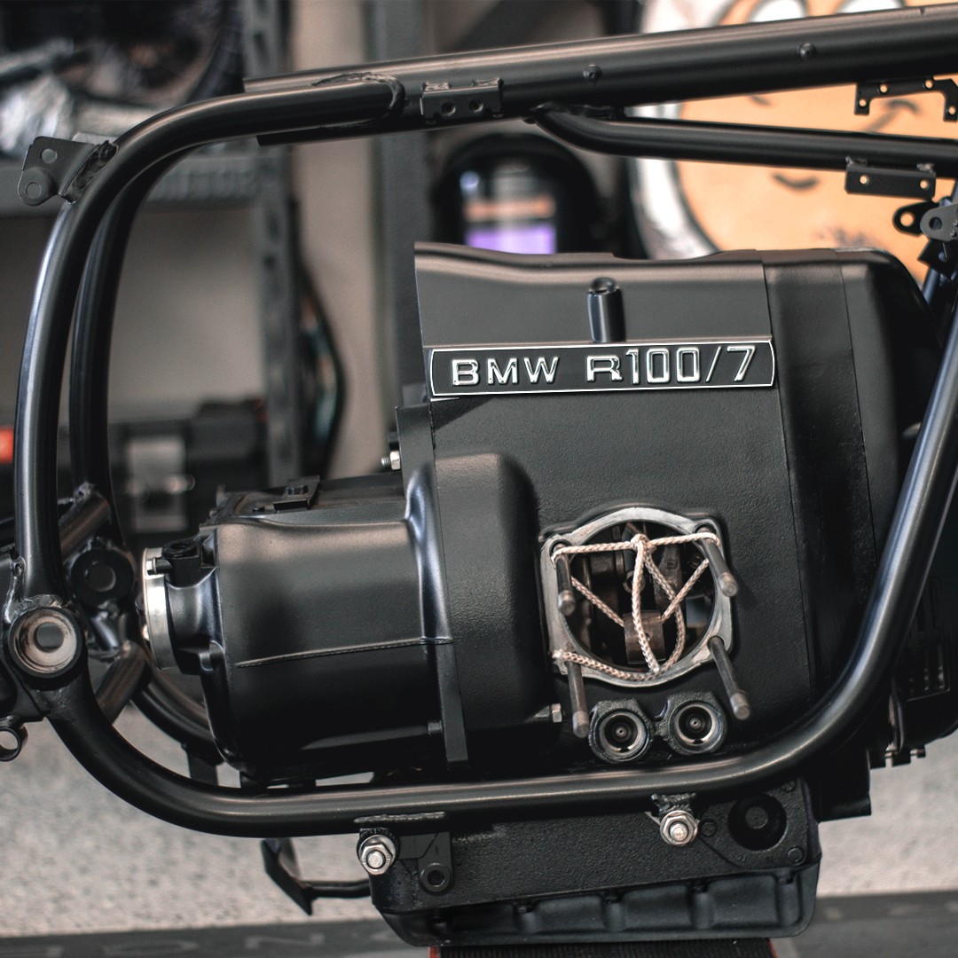 Going back together...
.
#r100engine #bmwengine #airheadengine #boxerengine #1977r100 #bmwr100 #77r100 #customr100 #r100custom #bmwr100scrambler #bmwr100caferacer #bmwr #r100 #r100 #gaslightmoto