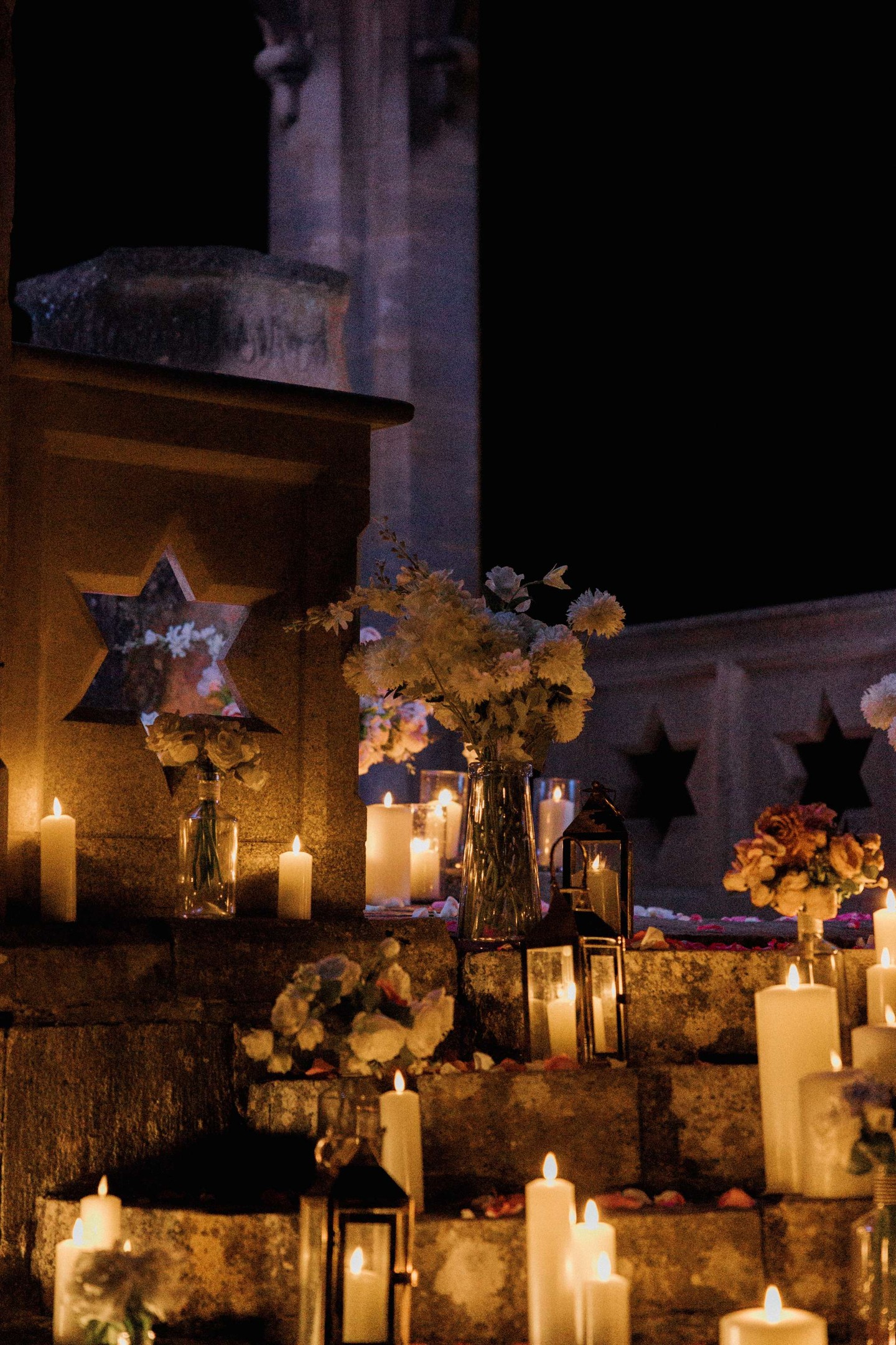 One year ago today, Dan & Kristen began their forever at the beautiful @ellenboroughpk โจ
Photography: @hannahwarmishamweddings ๐ท
#cotswolds #engaged #bridetobe #shesaidyes #proposal #proposalideas #theknot #hebenttheknee #marryme #proposaldecor #love #surpriseproposal #fairytaleproposal #cotswoldproposal #ellenboroughpark