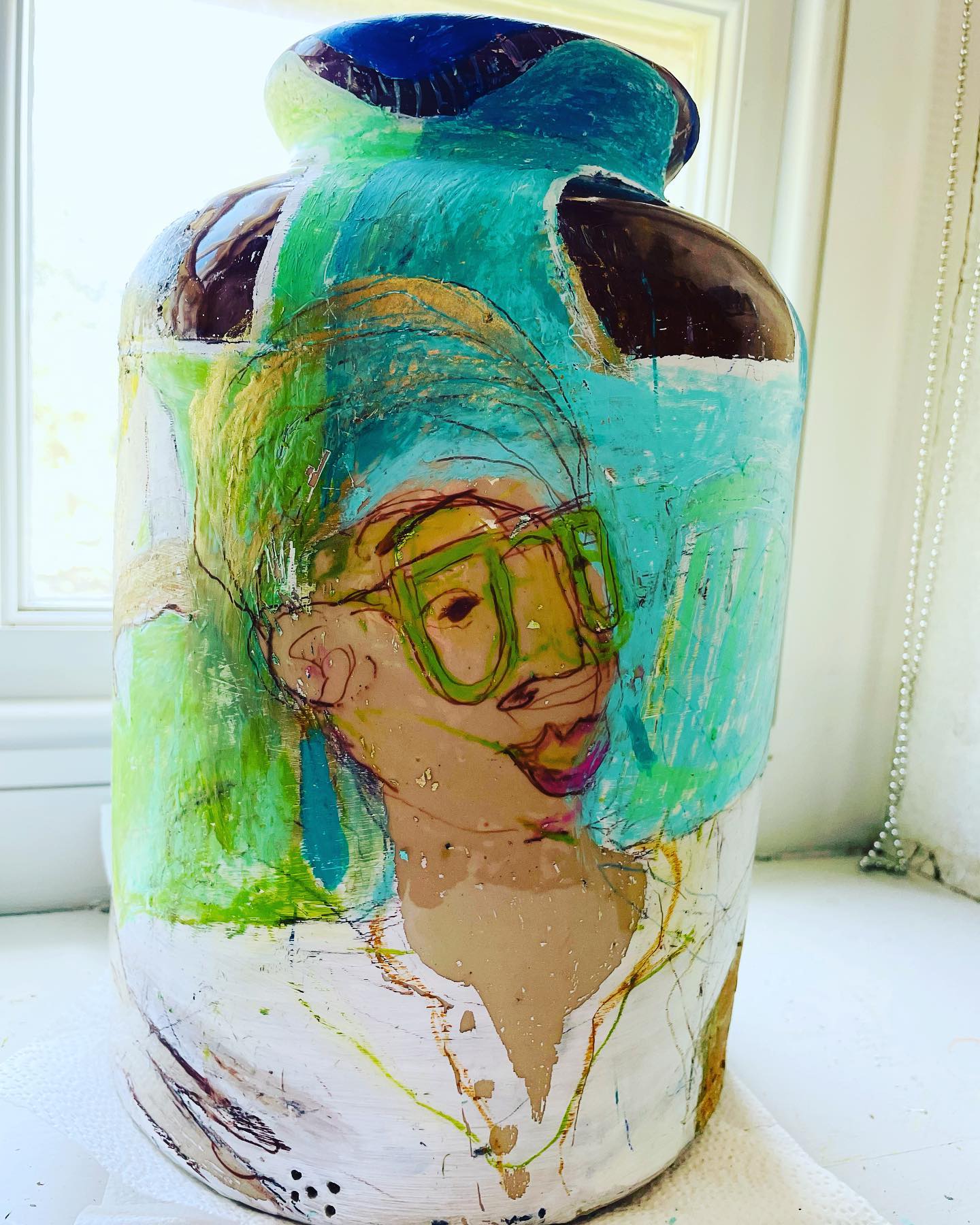 #dancinginthestreet #onelove final panel for #carnival on a jug. Lots of scratches and reworking, playing with the different matt and shiny surfaces - #ceramic #upcycle #stoneware #relove #markmaking #drawonanything #mixedmedia #illustrationartists - great time with @hollyadams_ !