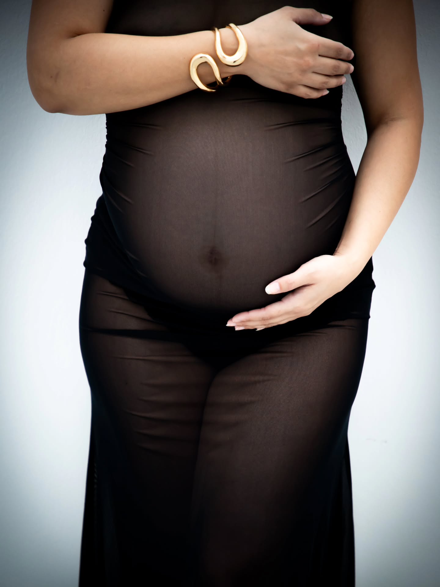 There is no power greater than a woman creating life. 🌸✨