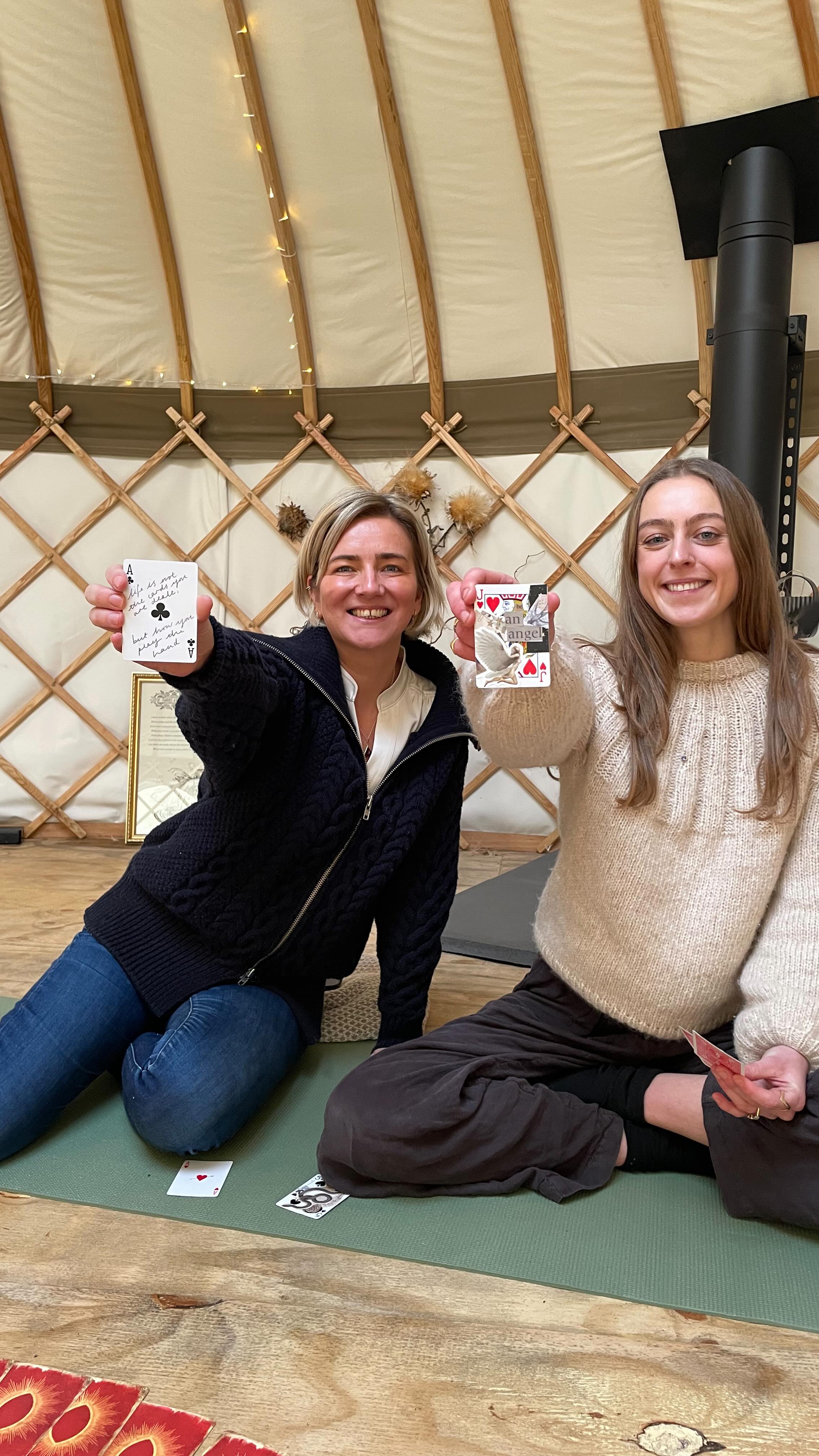 💚This Spring Equinox, Hannah and I would love to invite you to something really special. ✨
On Saturday 21st March, we’re gathering in the beautiful @whiteleafyurt at @oxmoorfarm for a one-day workshop to slow down, listen deeply, and create something meaningful.
✨ Awaken the Equinox: Create Your Own Seasonal Path Oracle Deck ✨
We’ll mark the moment when day and night meet in balance — a powerful threshold of new beginnings. Through forest bathing, shamanic sound, and intuitive making, you’ll tune into the energy of Spring and create your own Seasonal Path Oracle Deck, woven from nature, imagination, and your inner wisdom. I’m sooo excited, these cards are so beautiful and hold so much personal power.
All materials provided. No experience needed. You don’t have to be “creative” just playful and curious. 🌈
If you’re feeling the call of new beginnings, creativity, or reconnection with the land and yourself… this day is for you 🌿💛
Awaken the Equinox: Create Your Own Seasonal Path Oracle Deck (one-day workshop)
Sat 21 March | 10:00 – 17:00 | Whiteleaf Yurt at Oxmoor Farm near Great Missenden.
Spaces are limited. Book via link in bio
#thechilterns #spring #soundspa #oracledeck #forestbathing