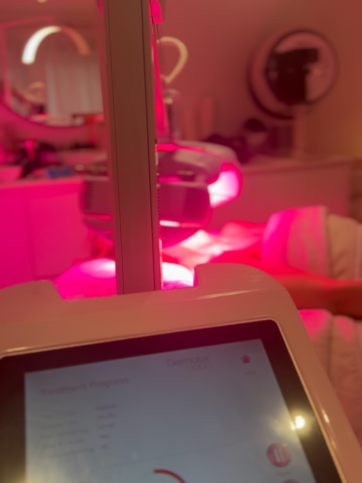 JANUARY 🤍✨
Signed up to a 6 month course with @functionalskinacademy where we learn everything about the skin on a functional and holistic level. This means looking at the whole body as interconnected (hormones, digestion, nervous system, liver, nutrition and lifestyle etc) to understand and address the root causes of certain skin issues.
A quick trip to Copenhagen, walked daily to get my steps in, building my own online shop on my website, food pictures, and lastly, welcomed 8 new clients this month and always grateful for my existing clients who trust me with their skin.
📍 Aylesbury, Buckinghamshire
📞 07759567391
📩 info@skinbycatherinemaria.com
🌍 www.skinbycatherinemaria.com
#aylesbury #aylesburybusiness #aylesburybeauty #aylesburyvale #aylesburyfacial