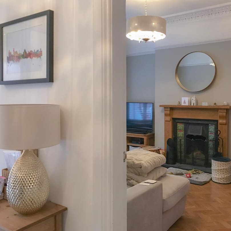 Another beautiful home for a lovely client. I photograph this one a LOT and who can blame me? The owner is an interior styling genius (and always sends me lovely messages telling me I've made their home sparkle). It always fills me with beaming pride and joy when I get messages like that, so thank you to all my clients who share their kindness with me 🧽✨