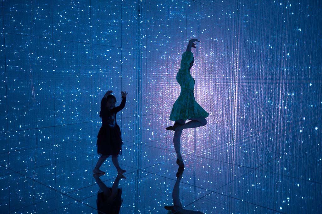 CONVERSATION: Dance is a conversation through movement. A beautiful way of communicating emotions from deep within your soul. A flow without words, yet there can be a deep and very profound connection when you can share it with another. You must listen, feel and trust as the discussion develops. No advanced planning, just awareness. It’s an exchange that has no right or wrong way in how you choose your expression…it’s my favourite form of communication.
✨
***Thank you, little unknown ballerina, for sharing your confidence, dance and expression in this sparkly galaxy. A dance and conversation I won’t forget***
✨
#conversation #communication #dance #galaxy #sparkle #dancetogether #strangers #dancers #together #expression #listen #trust #connect #share #ballet #twirl #sparkly #macau #duo #ballerinas #unforgettable