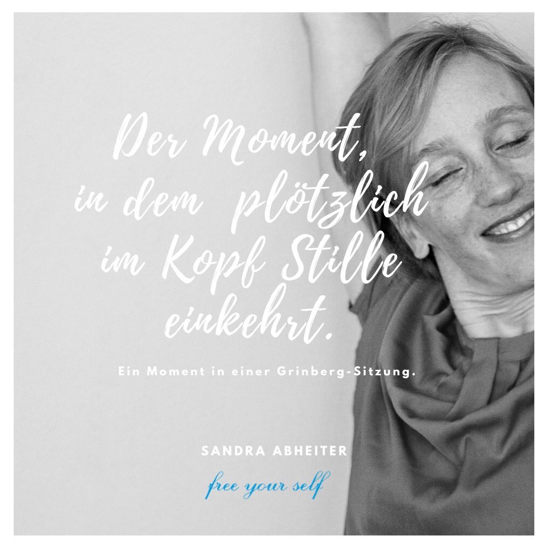 Manchmal herrscht ein Riesen-Chaos im Kopf. Gedankenschlachten werden geführt. Mit Entscheidungen wird gerungen.
Der Moment, in dem dann plötzlich Stille einkehrt. Der Kampf der Gedanken ein Ende findet. Aufatmen, fallen lassen, in sich hinein sinken.
Es gibt sie diese Momente der Stille.