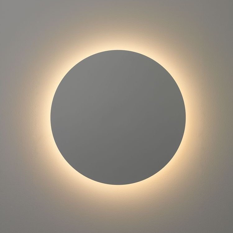 Look outside and say hello to the Wolf Moon!
Did you know, a full moon theoretically shines light on things you may not always notice or acknowledge. It’s a good time to evaluate things in your life and get focused and clear on what you want, and what maybe holding you back.