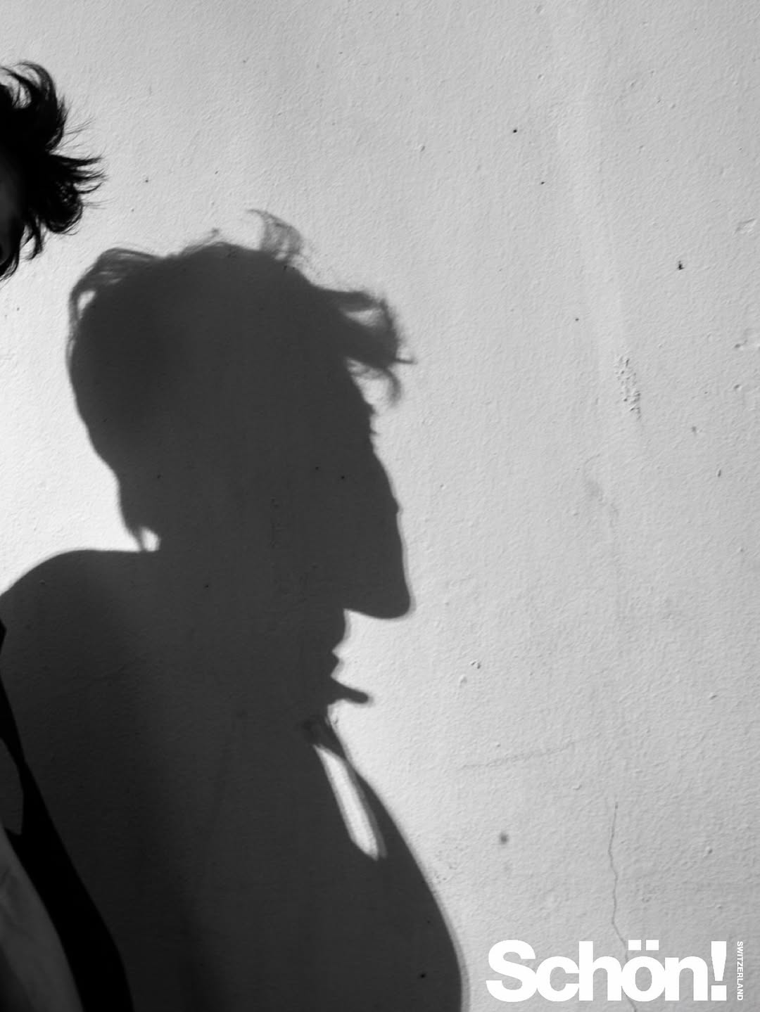 RED
editorial for @schonswitzerlandmag
photograph @zoeyalden
stylist @karin.canalesm
fashion assistant @yannjinwoo
hair @sissi.adk
models @jurkuchgarang @jxcxxb_@rom1_hen
@rafael.aubry
editors in chief @knoops @frankherbrand1
makeup by @mainenflamme
#schonmagazine #schonswitzerlandmag #nudemakeup
#red #editorial