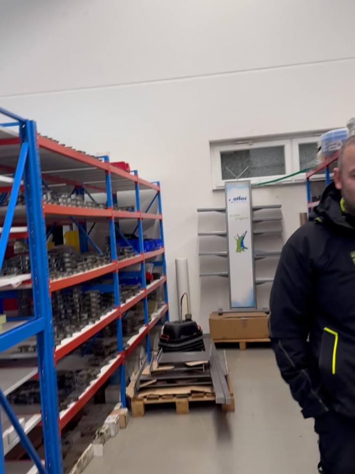 🚧 Work in Progress – Teil 2 🚧
Nächste Runde, neue Perspektiven: Fotoshooting für unsere neue Website 📸🖥️ @psprojecta