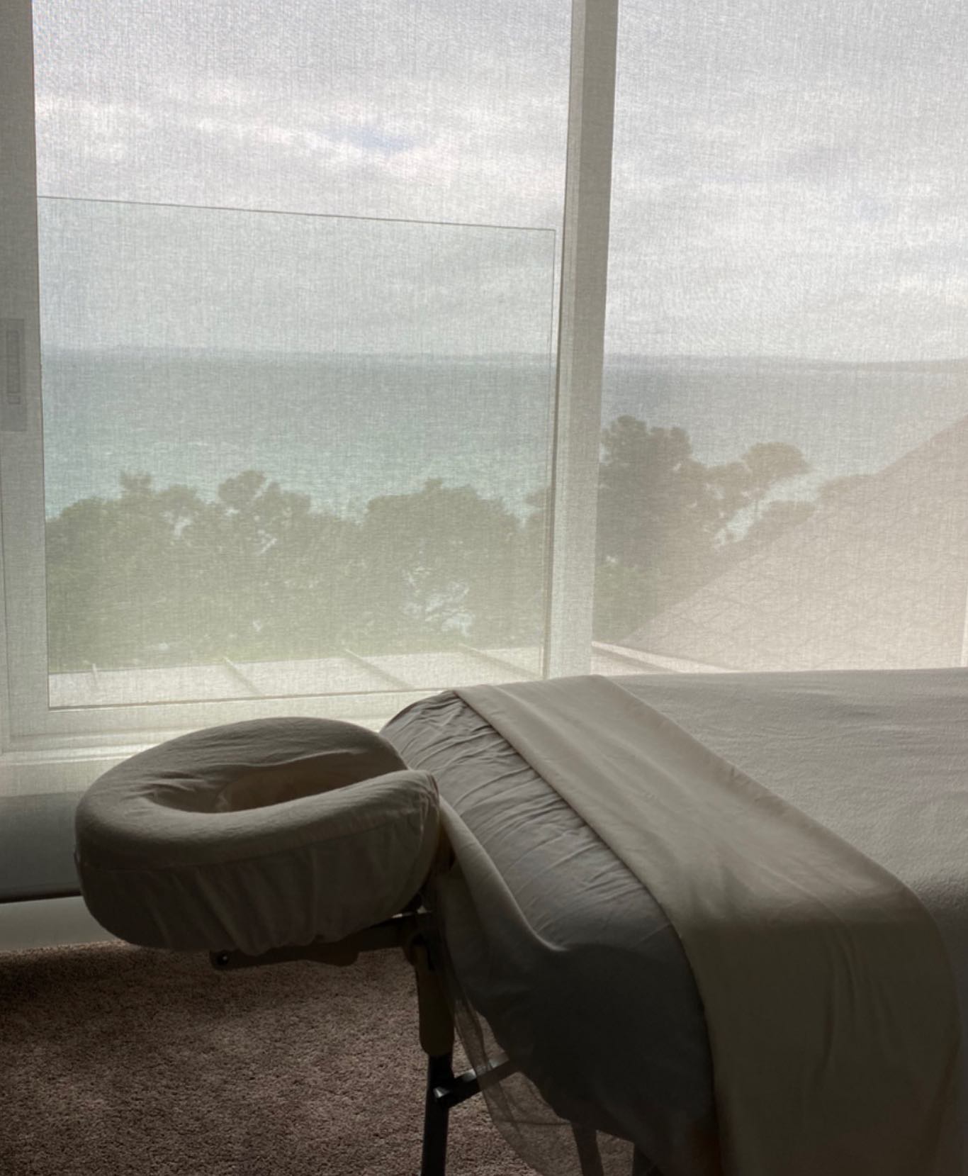 November is the last month to book a massage with me this year.
I will be in holiday from 24th of November to 10th of January.
Link in the bio!
#auckland #aucklandmassage #massagetherapy