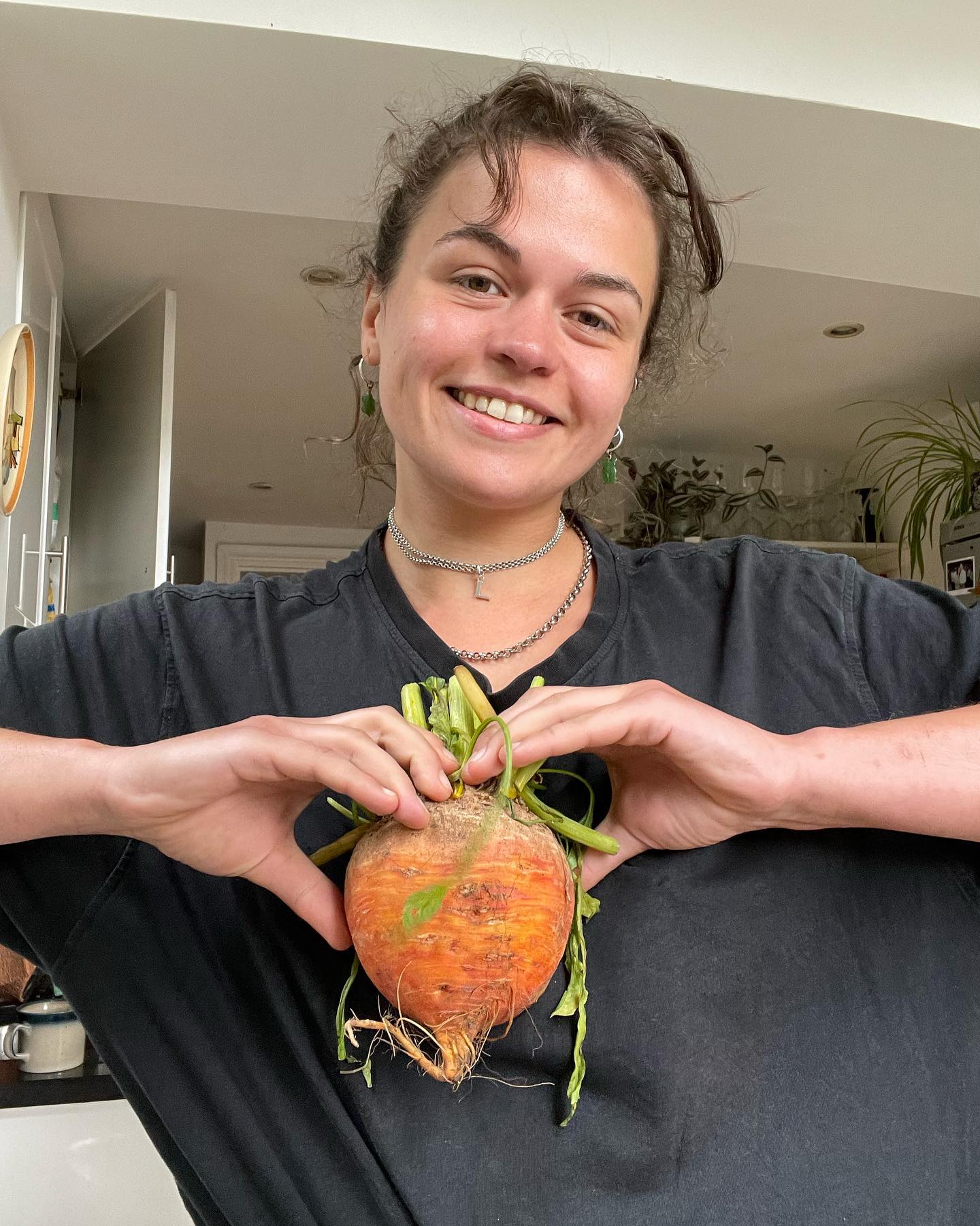 I like big BEETS and I cannot lie....
.
.
.
.
.
.
#growyourownfood #urbangardening #gardeners #gardnersofinstagram