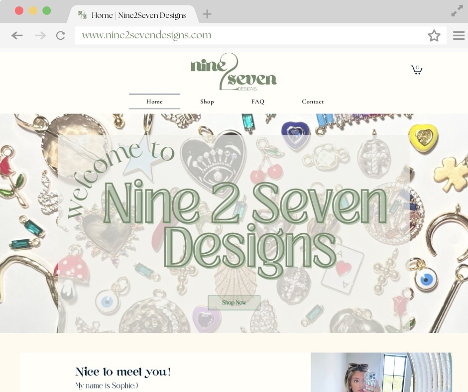 …aaaannnddd we’re live!!! Check out nine2sevendesigns.com 💻✨
#smallbusiness #jewelry #shop #shopsmall #handmadejewelry #madewithlove #handmade #style #jewelry