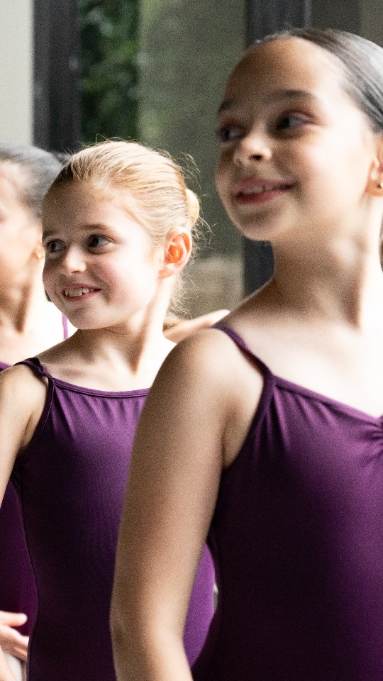 From technique to imagination, our days are filled with movement, creativity, and moments that help dancers grow in confidence and joy. Smiles, friendships, and a whole lot of dancing included! 💖
If you're waiting to sign up your dancer for the year, send us a DM and we will give you all of the information you need! ✨