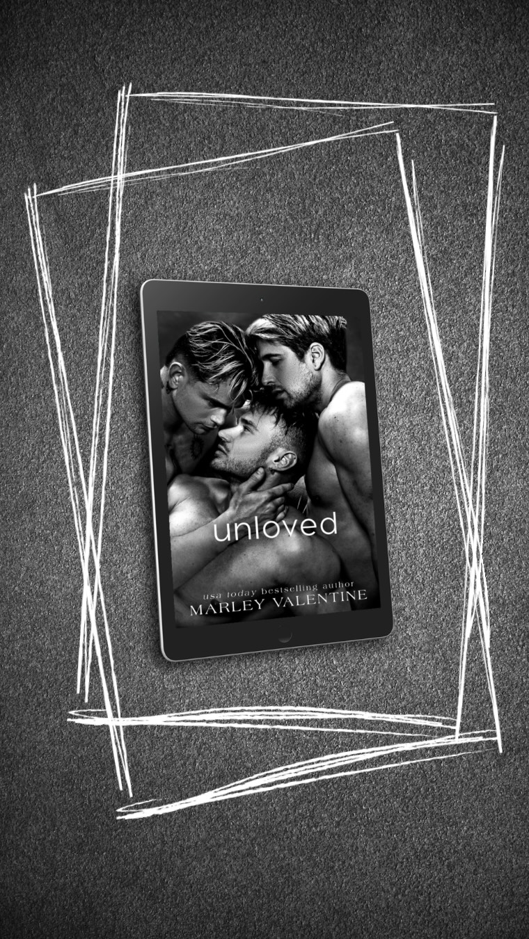 đUnloved by Marley Valentine available in Kindle Unlimited and audio.
T R O P E S
-friends to lovers
-poly relationship
-deaf MMC
-found family
#mmromancebooks #marleyvalentine #mmromancerecs #mmbookstagram #mmromance