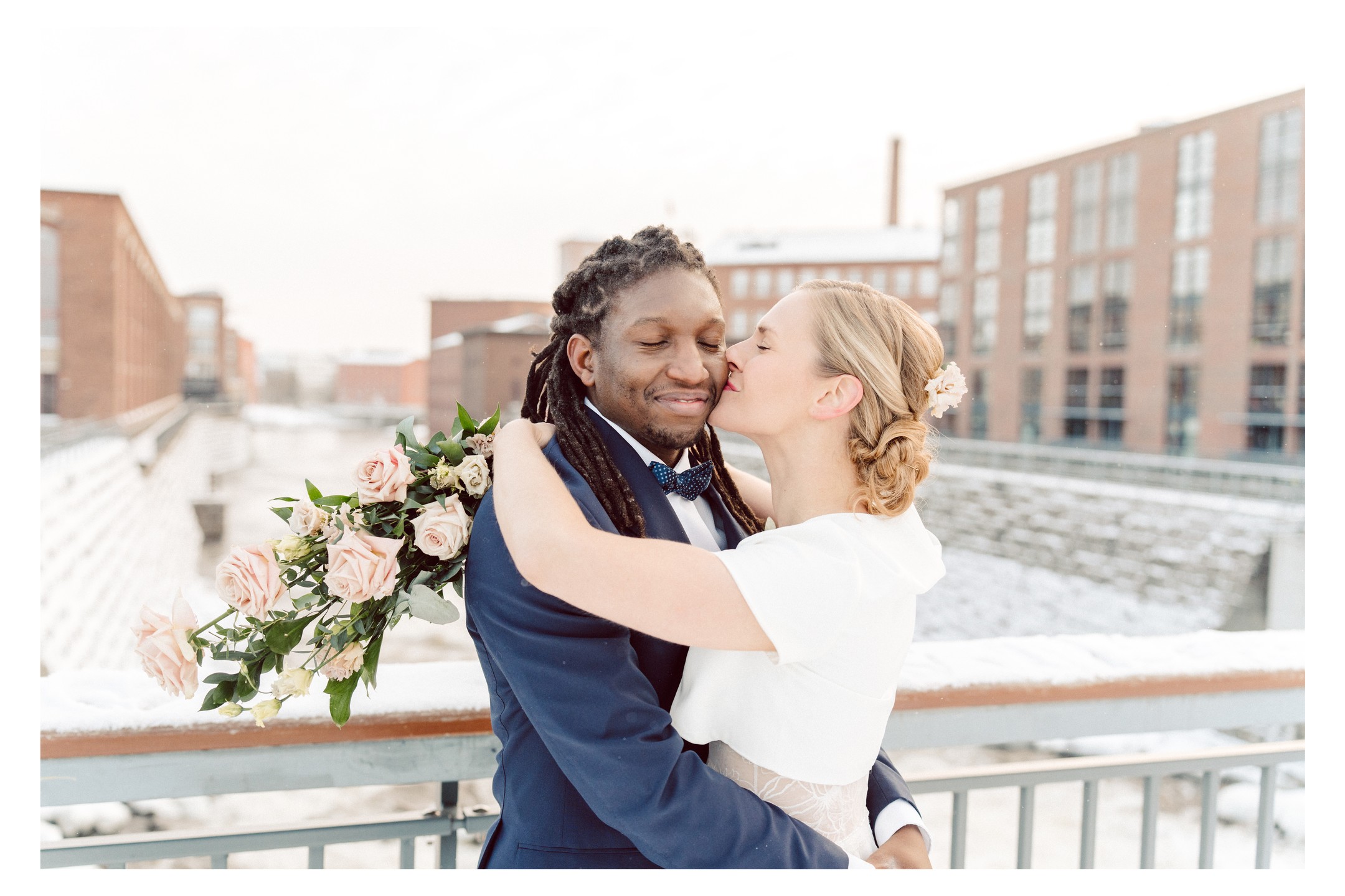 N & B
.
.
.
#hääkuvaus #hääkuvaajat #hääkuvaajatampere #hääkuvaustampere #häättampere #häät2024 #häät2025 #wedding #weddingphotography #hääkuvaajapirkanmaa #talvihäät #winterwedding