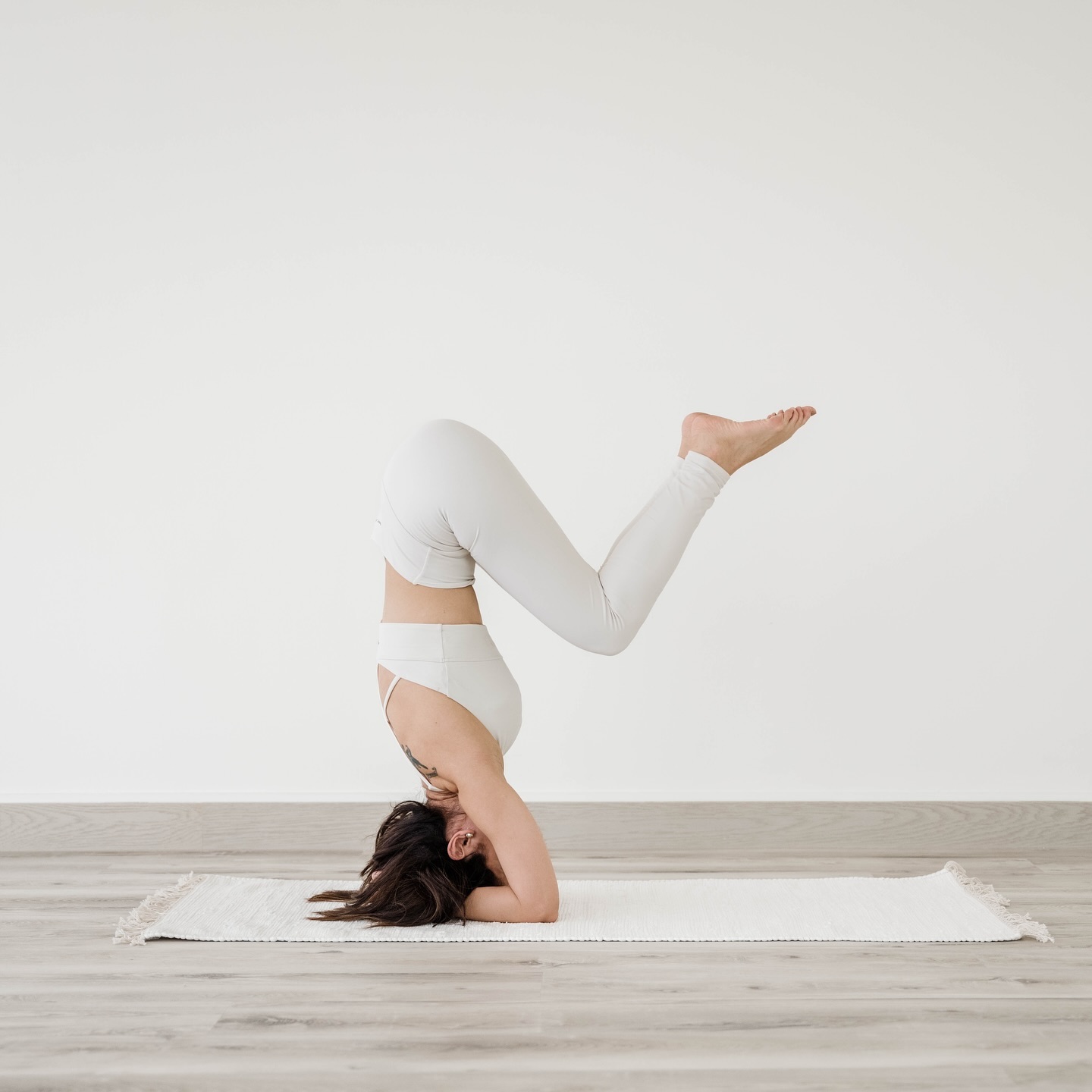 Wellness Tip for the Week 🧘🏻♀️
Practice of Mindful Breathing 😮💨
This week’s wellness tip is to incorporate mindful breathing into your daily routine. Mindful breathing is a simple yet powerful tool that can help reduce stress, improve mental clarity, and enhance your overall well-being. Here’s how you can practice it:
1. Find a Quiet Space: Choose a quiet and comfortable place where you can sit or lie down without distractions.
2. Focus on Your Breath: Close your eyes and take a few deep breaths. Inhale slowly through your nose, allowing your chest and abdomen to expand. Exhale gently through your mouth.
3. Be Present: Pay attention to the sensation of your breath entering and leaving your body. Notice the rhythm and depth of your breathing.
4. Use a Counting Technique: As you inhale, count to four, hold for a count of four, and then exhale for a count of four. This is known as box breathing and can help regulate your nervous system.
5. Practice Regularly: Aim to practice mindful breathing for 5-10 minutes each day. You can do this in the morning to start your day calmly, during breaks to relieve stress, or before bed to promote relaxation
Benefits of Mindful Breathing:
* Reduces Stress: By focusing on the breath, you can calm the mind and reduce the body’s stress response
* Improves Focus: Regular practice enhances concentration and helps clear mental clutter.
* Enhances Emotional Well-being: Mindful breathing encourages a state of relaxation and mindfulness, contributing to overall emotional health.
* Incorporating mindful breathing into your routine is a simple yet effective way to support your mental and physical health. Give it a try this week and notice how it impacts your sense of well-being.
#wellness #pranyama #breathwork #yoga #wellnessthatworks #dubaiyogateacher #reiki #energyhealing #mindfulness #stressmanagement #armbalance #headstand #almawellbeing