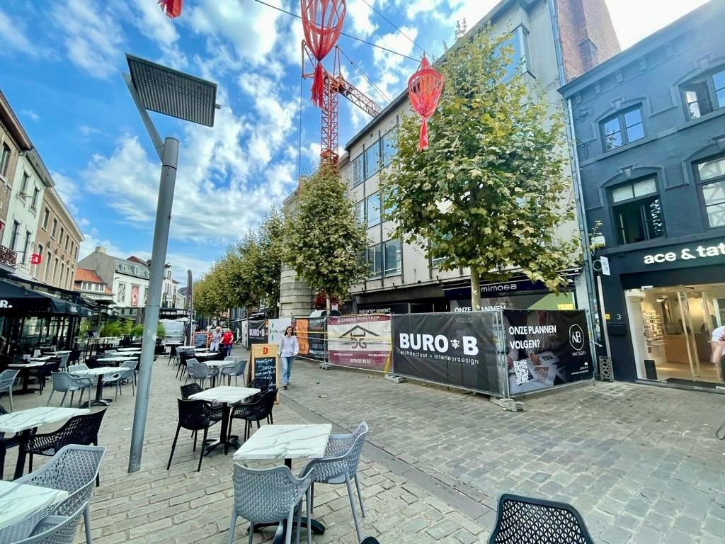 Sorry for the noise, but itโs all for a good cause! ๐๏ธ A new hotel is coming soon to the heart of Hasselt, right in the middle of the buzz on the Zuivelmarkt. We promise, itโll be worth the wait! ๐จโจ
#BuildingHasselt #Hasselt #HotelLife #CityVibes #UrbanDevelopment #Zuivelmarkt #Hospitality #beecreative ๐