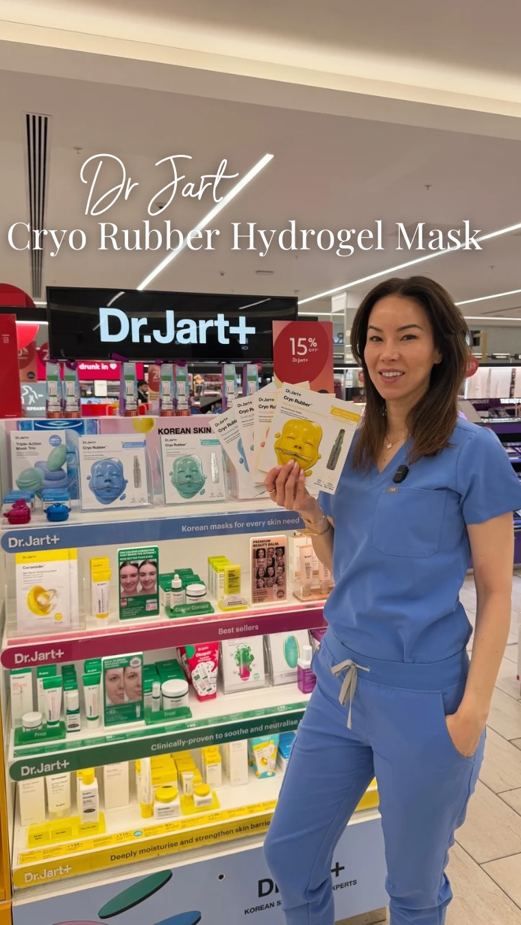 AD | Cooling masks = K-beauty’s new innovation❄️🇰🇷
One of my all-time favourites has finally landed in the UK… @drjart_uk Cryo Rubber Hydrogel Masks 🩷
Choose your match:
💧 Moisturising – hyaluronic acid
🌿 Soothing – allantoin
💗 Firming – adenosine
✨ Brightening – niacinamide
One product. 20 minutes. Glass skin.
#ad #drjart #facemask #skincare #kbeauty