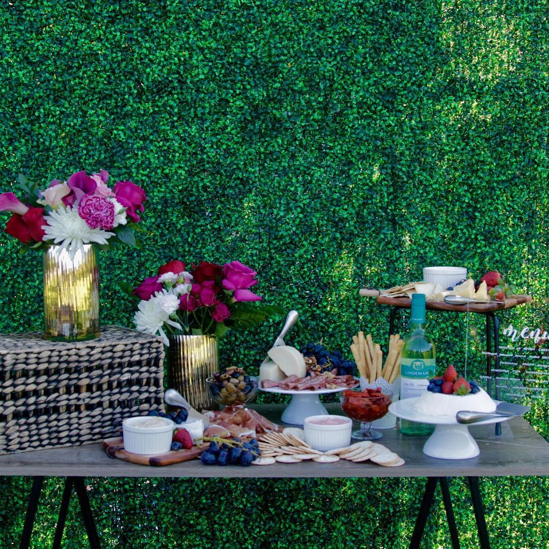 Our green with envy wall at a garden bridal shoot with the amazing @bespokepicnicco @floralassembly @nikkidesignco 📷by Allyson Montenegro