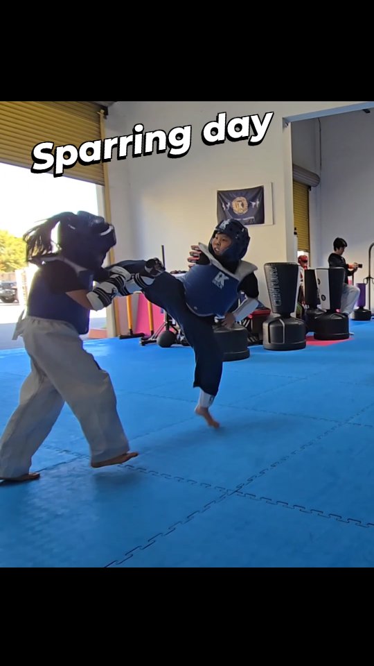 ํ๊ถ๋ ๊ฒจ๋ฃจ๊ธฐ!! Sparring day!! 2026, We go up!!!
IKICK TKD, located next Costco Rancho Cucamonga
11650 Mission Park Dr. Suite 110
#RanchoCucamonga #Taekwondo #martialarts #training #reels