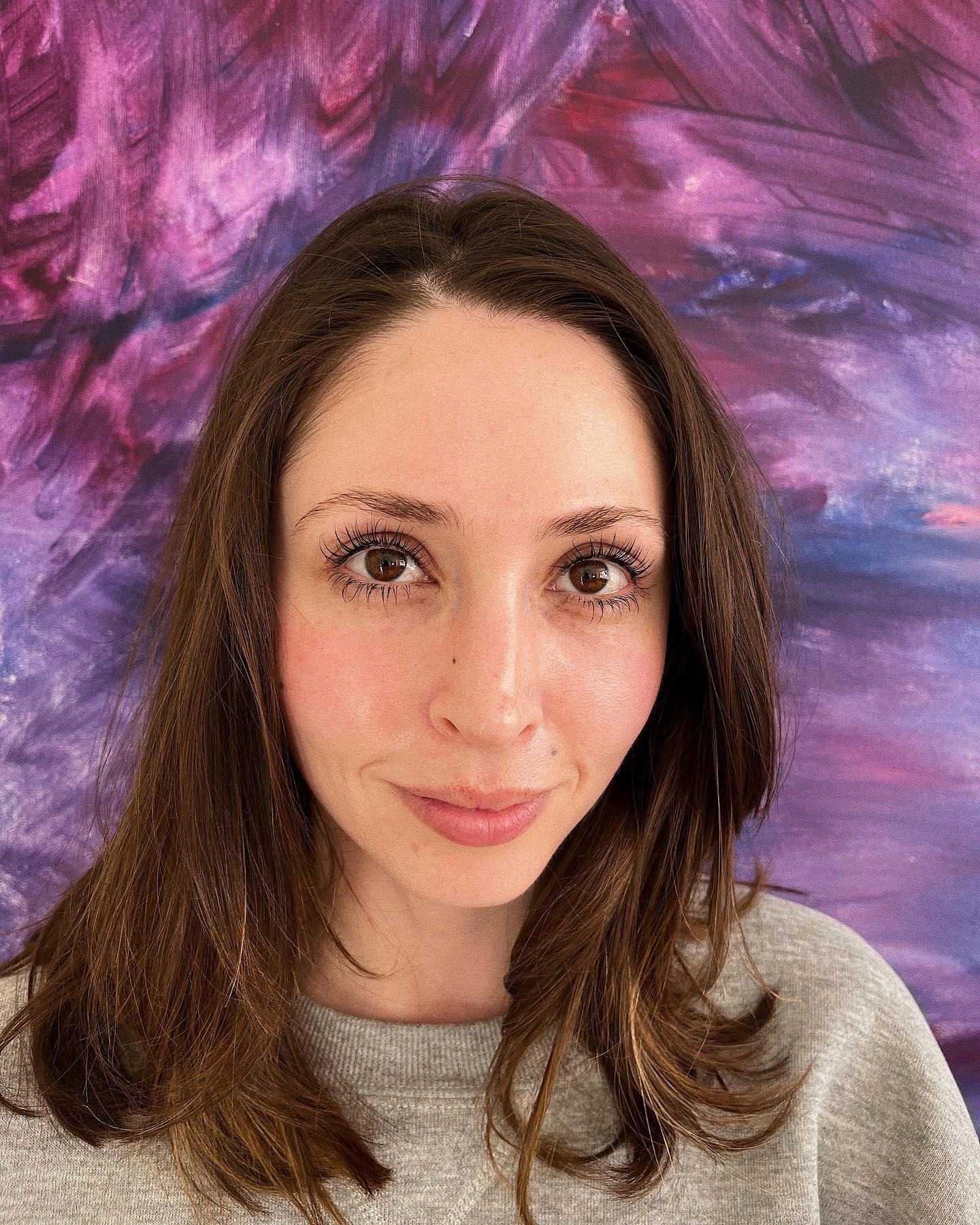 Tired of using mascara and falsies to get that wide-eyed look? An eyelash lift not only adds extra curl and definition to your lashes, but it also lasts for weeks, saving you time and money on daily makeup application. Invest in an eyelash lift for low-maintenance and long-lasting beautiful lashes.
Here’s an example of our beautiful client who received the treatment 🥹🤍
#lashlift #naturallashes #eyelashlift