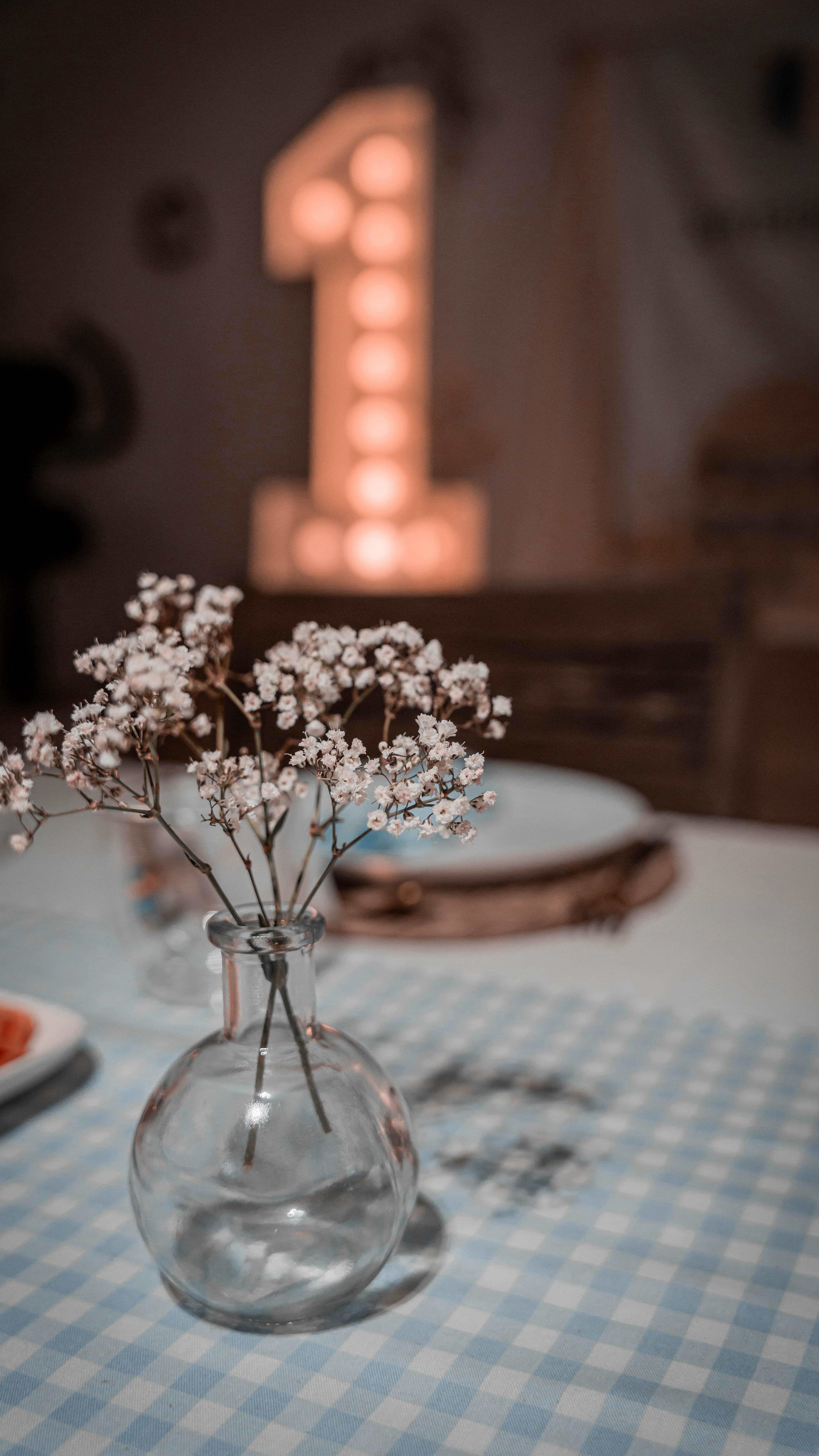 JALMA’Event ✨ L O C A T I O N ✨
Pour le premier anniversaire d’Hugo, Charlene et Corentin avaient envie d’une jolie décoration personnalisée.
Pour préparer le joli brunch d’anniversaire ils ont loué plusieurs articles disponibles sur mon site : des panières, serviettes de table, dessous de table, numéro lumineux, des vases, quelques éléments personnalisés et autres articles de décoration.
Tu n’as pas envie d’acheter toute la décoration parce que tu n’as pas la place pour stocker ? Tu as envie d’une décoration personnalisée ? Contacte moi ➡️
✨ via le formulaire de contact de mon site internet : jalmaevent.fr
✨ par Email : jalmaevent@gmail.com
✨ par Instagram
#event #anniversaire #organisation #jalmaevent #decoration #eventpreneur #entrepreneur #birthday