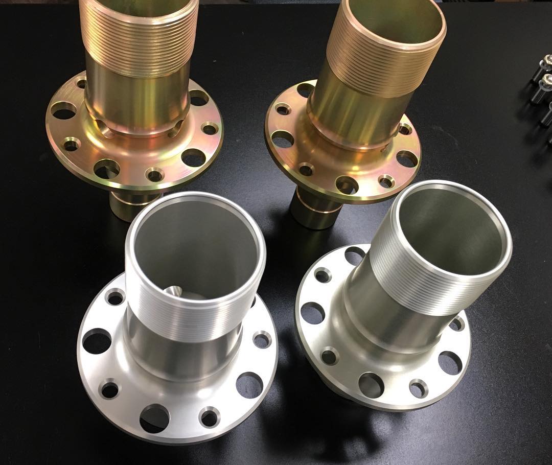 Something’s brewing.... #burnhamperformance #porschecenterlock