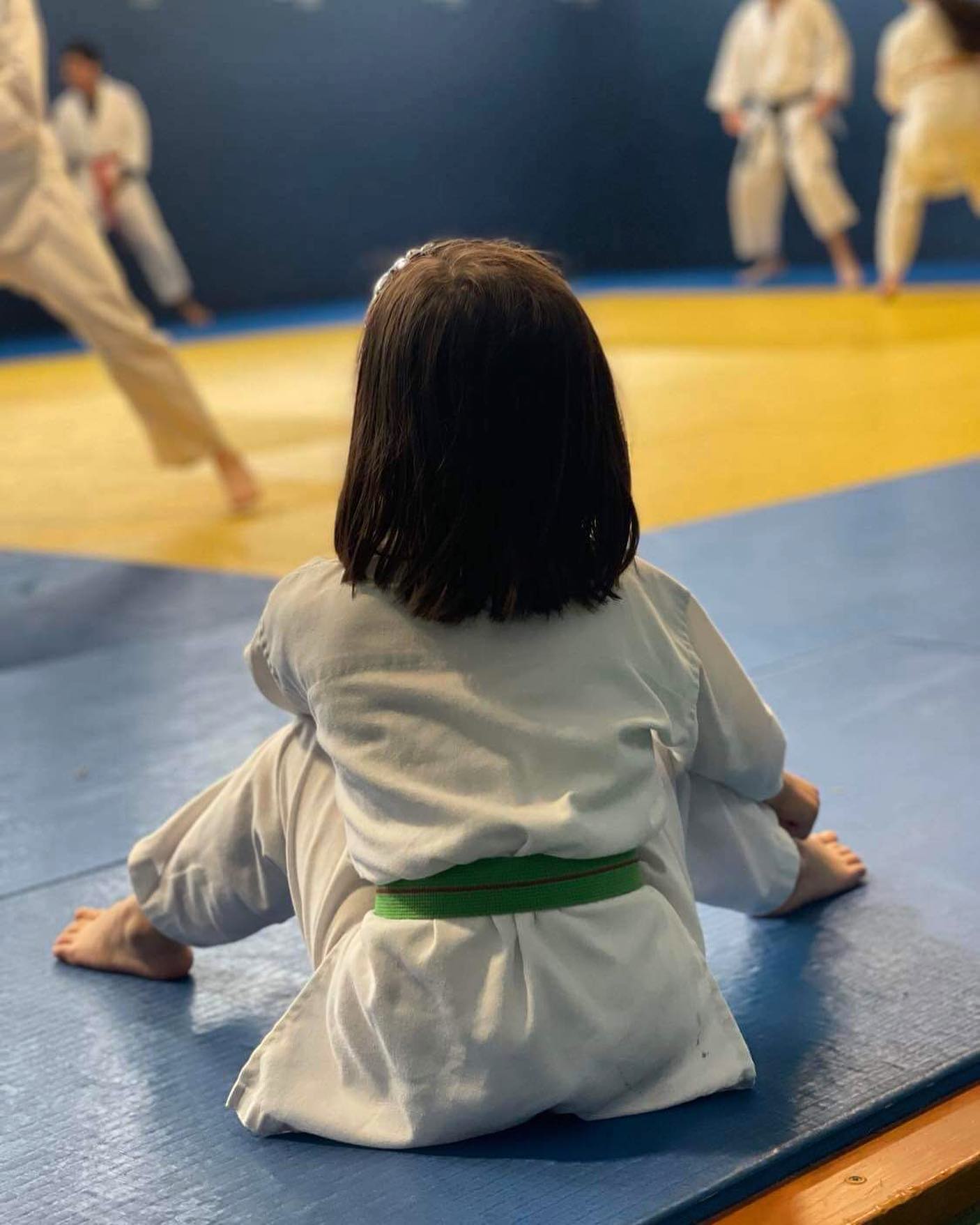 Il y en a une qui en prend de la graine 🌱👀
#karate #karateshotokan #combat #ffk #karatetraining #kumite #shotokan #karatedo #francekarate