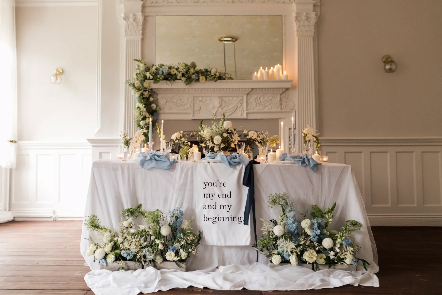 Loved spending the day with a wonderful team of women earlier this week, putting this tablescape together. I only got involved a few days before, but it was really nice to get creative in this gorgeous venue, whilst having some lovely chats 👌🥰
Photography @phoebesarahphoto
Florals @willowandbudfloristry
Venue @woodboroughhall
Dress @theivoryedit_