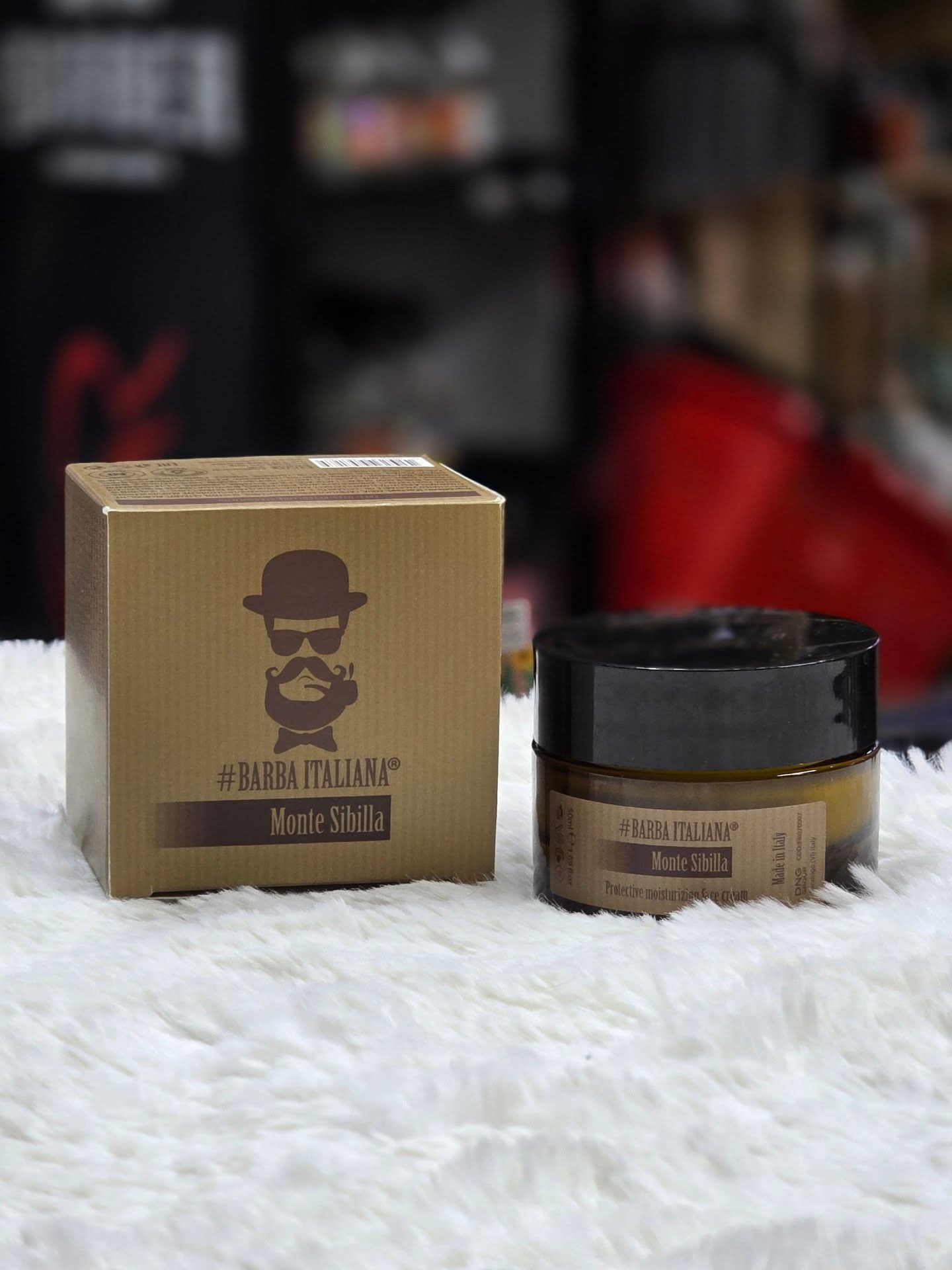 Këto dhe shumë produkte të tjera rreth fushës së berberave, i gjeni në dyqanin tonë BerberAlb.
🚚Ofrojmë transport në të gjithë Shqipërinë
Porosit online në: www.berberalb.com
Kontakt:
📲: 068 81 91 950
📥: Porosit online, porosit sigurt tek #berberalb #Berber #Berberalb