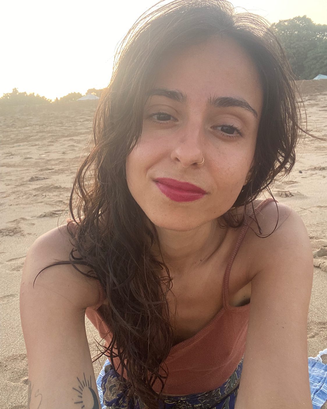 As-tu déjà expérimenté
L’amour désintéressé ?
Aimer, de tout son coeur
Aimer, comme une soeur
Comme une mère qui nourrit son enfant
Aimer en Grand.
#amour #love #life #amourdesinteressé #amourinconditionnel #amitie #fraternite #donner #recevoir #heal #healing #spirituality #conscience #grandtout #therapeute #energeticienne