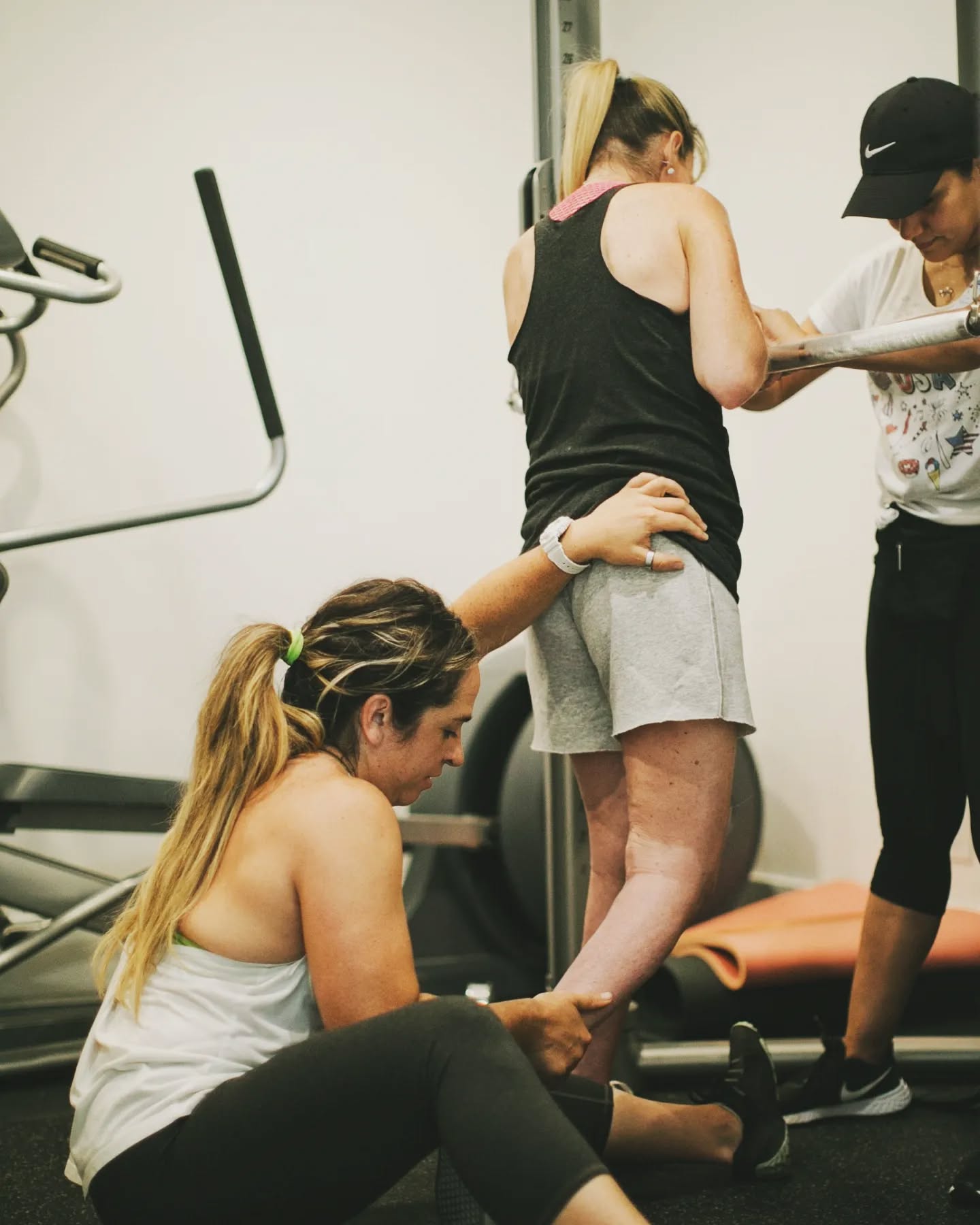 Strengthening through your FULL range of motion and not skipping through the sticky parts is HUGE when acquiring new movements.
We often times see the new acquired movements really strong in certain ranges and not so strong in others making machines, cables, and weights not so beneficial in certain ranges.
Here we can see resistance provided by Jax for a step through movement. Some of the range we can challenge her with a high amount of resistance, other areas minimal, other ranges require some assistance.
Get at that FULL range of motion strength!!!
.
.
.
#neuro #cerebralpalsyawareness #spinalcordinjury #multiplesclerosis #msawareness #multiplesclerosisawareness #strokerecovery #traumaticbraininjury #tbi #parkisons #parkisonsdisease #inspiring #motivation #motivationmonday #motivational #motivationalvideos #growthmindset #physicaltherapist #injuryrecovery #sportsrecovery #flexibilitytraining #flexibilitygoals #mobilitytraining #hipmobility #shouldermobility #jointhealth #performbetter #movebetter #wellnesscoaching