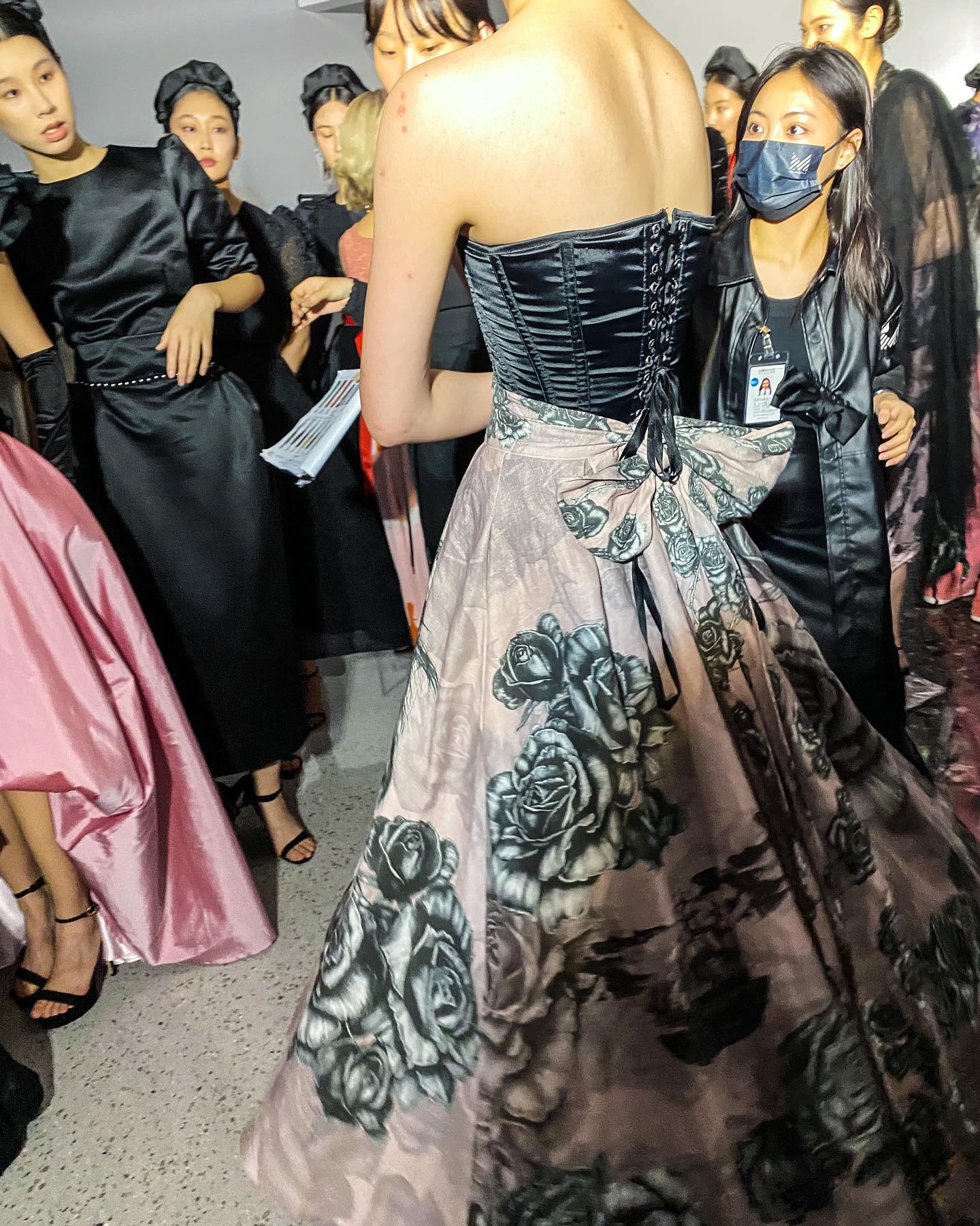 Pink Róisín Dubh Irish linen skirt backstage at Hainan Fashion Week… now at @officialbrownthomas Create 🥀 #Éadach #IrishFashion