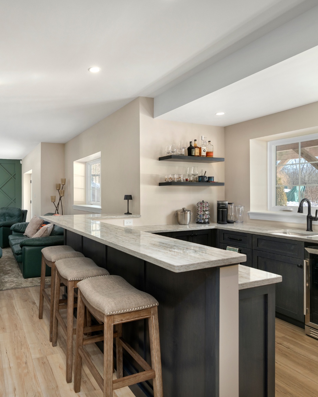 Where modern design meets everyday function This basement upgrade brings clean finishes, smart storage, and a layout made for gathering with friends, crafted with care from start to finish.
Built with pride by Freedom General Contracting 🛠️
#FreedomGeneralContracting #HomeRenovation #ModernBasement #GeneralContractor #QualityBuild #HomeUpgrade #Designbuild #FinishedBasements #GreatEmployees #Collaboration #Bourbon